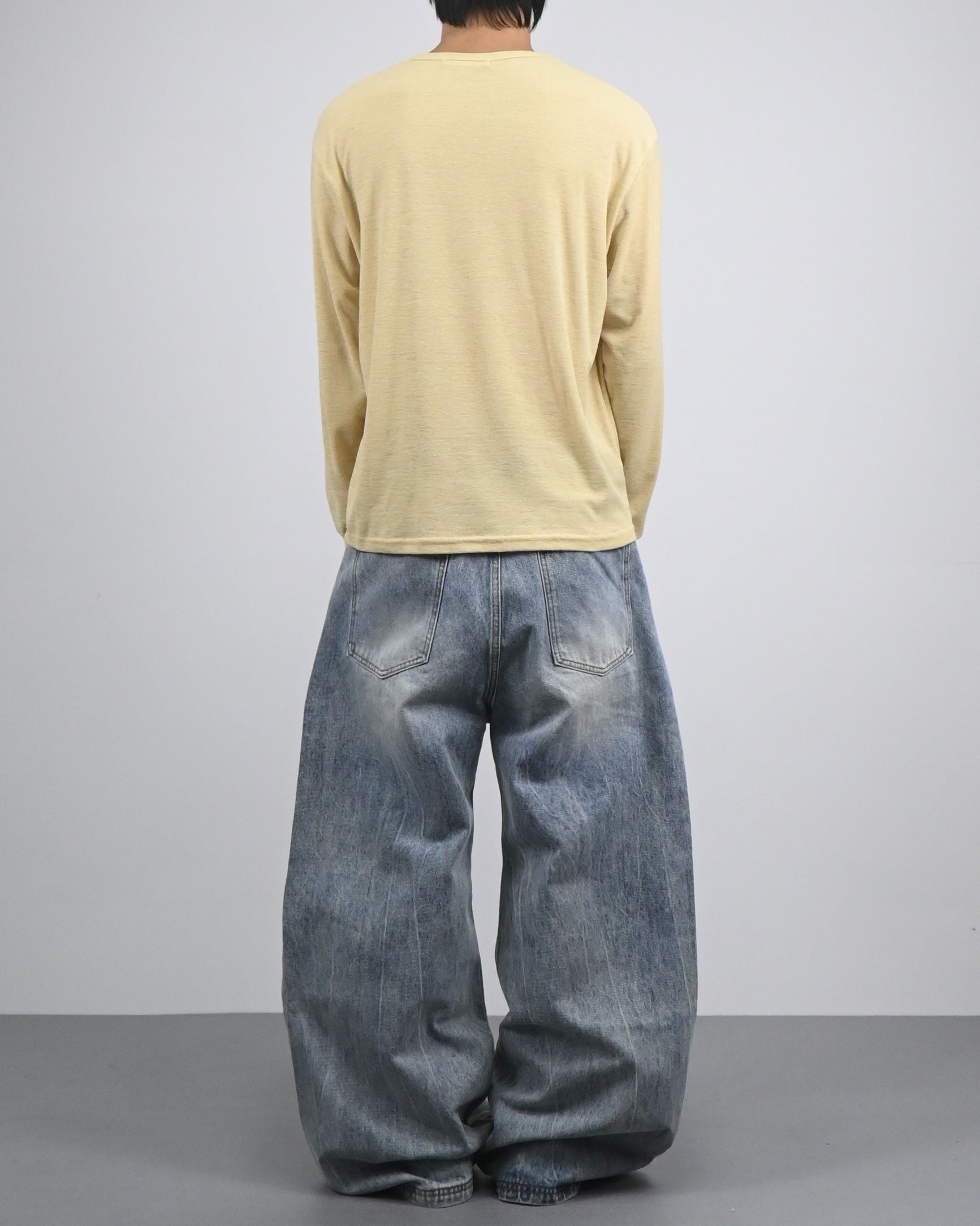 light blue over wide line denim pants
