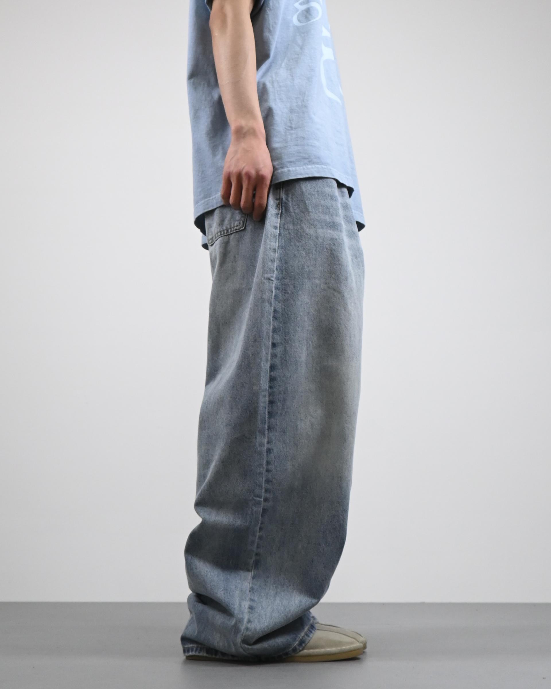 tiger washed curved denim pants