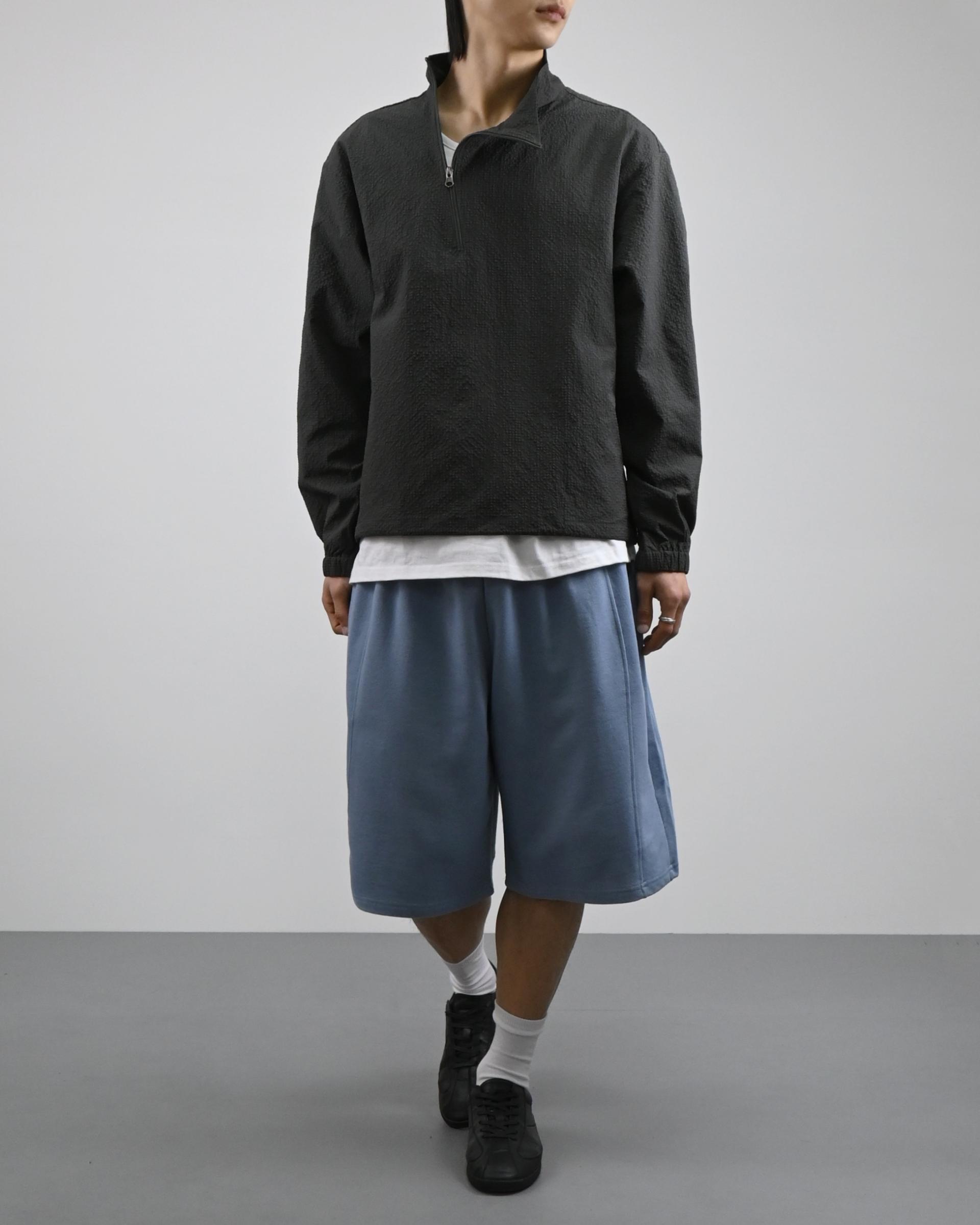 line bermuda sweatpants