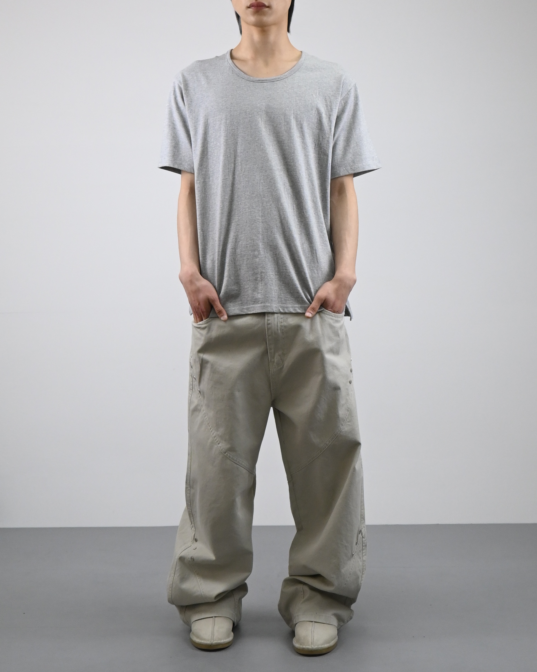 u-neck slit half t-shirt
