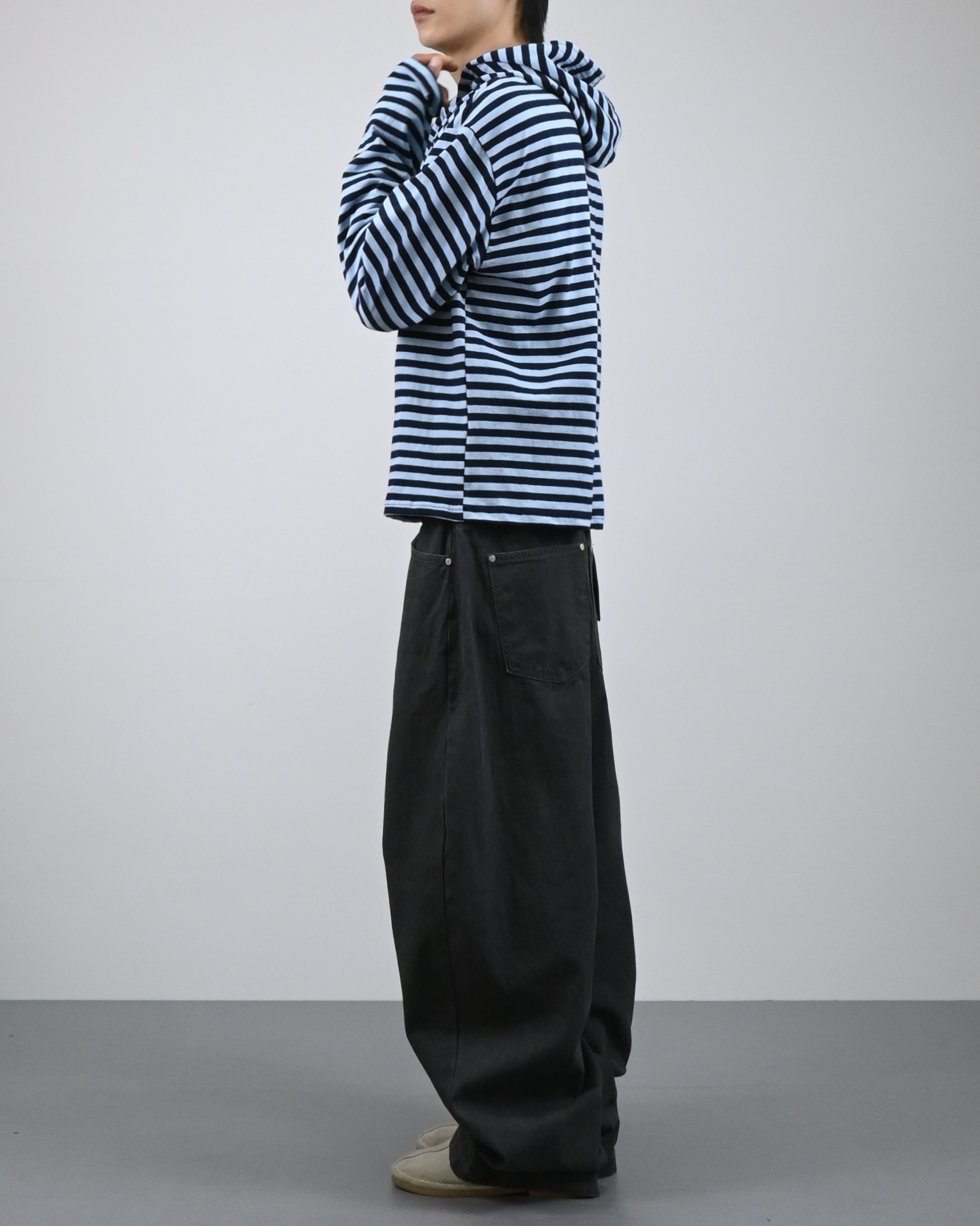 reed cropped striped hoodie