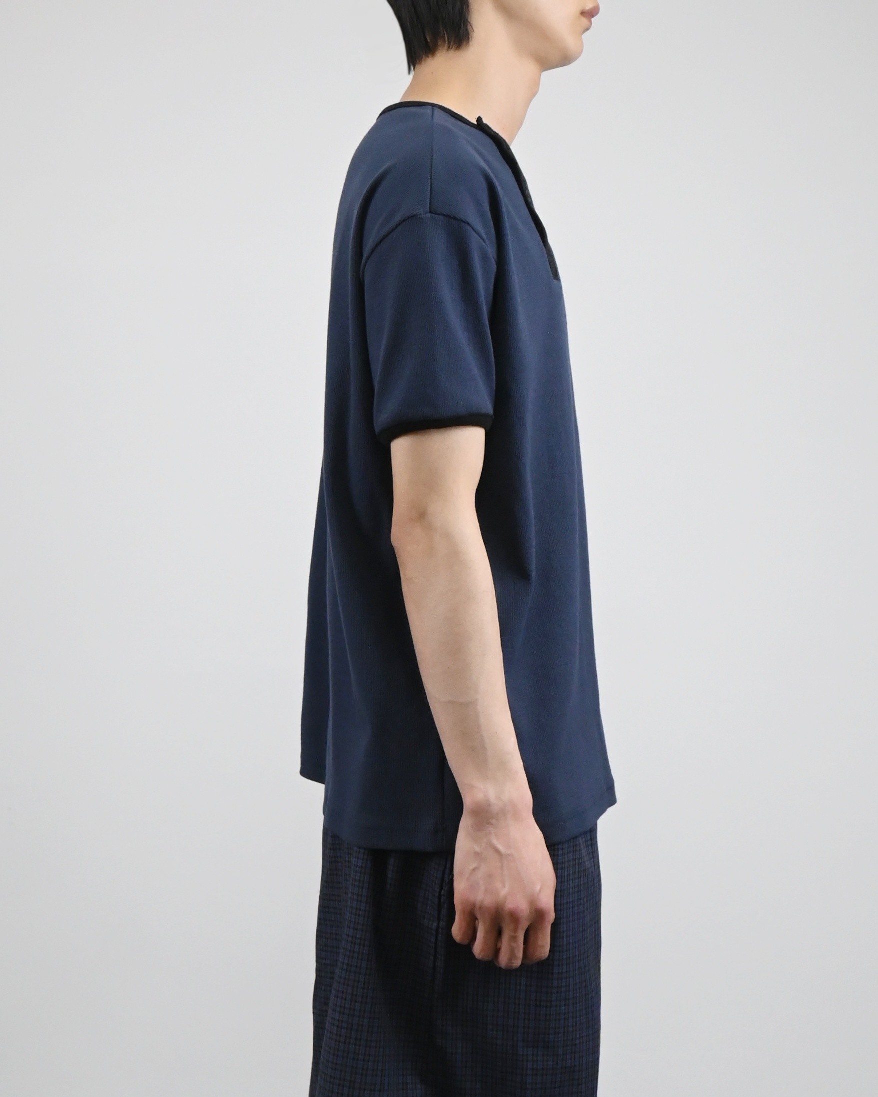 offset henley neck ringer half t-shirt