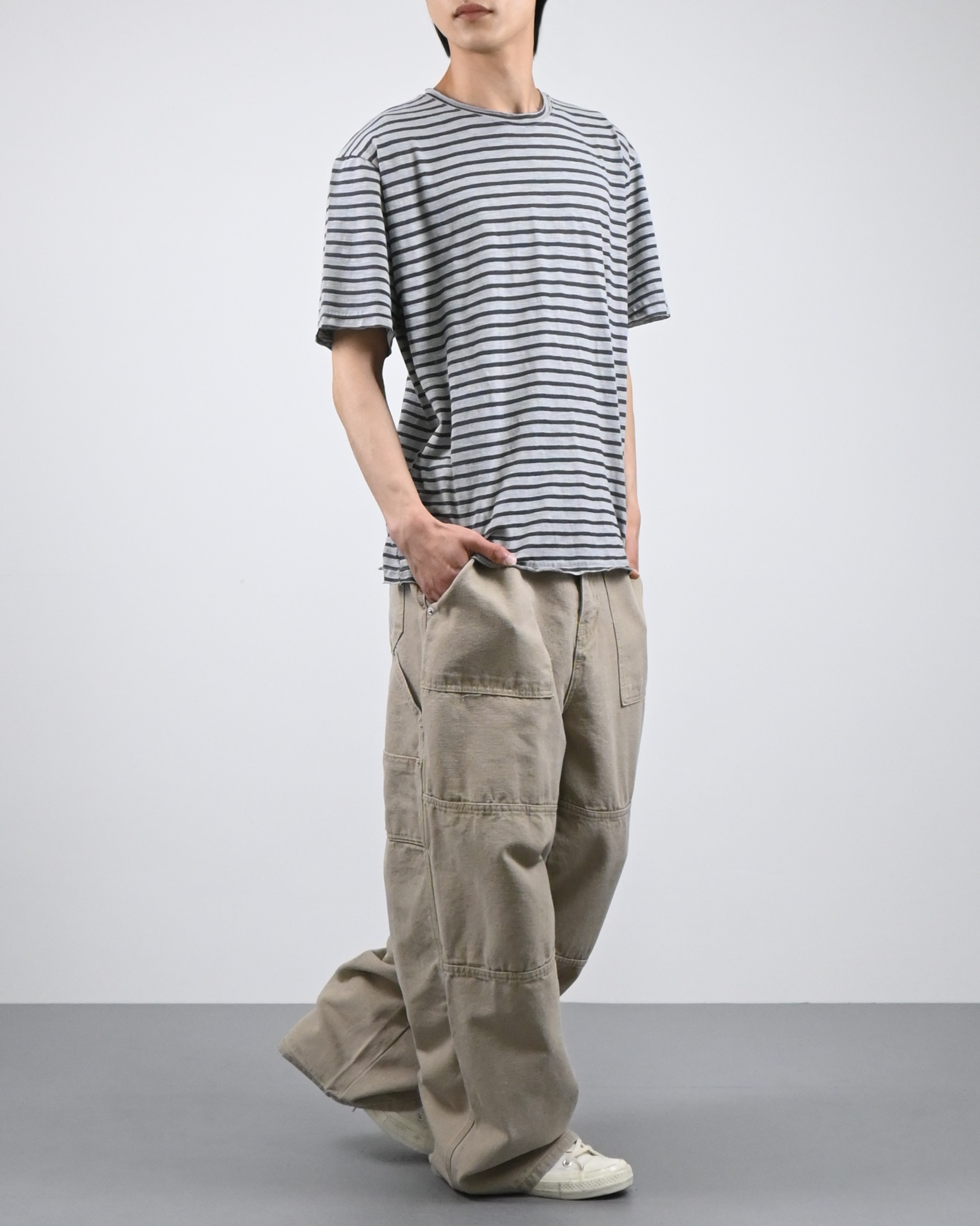 cutting stripe half t-shirt