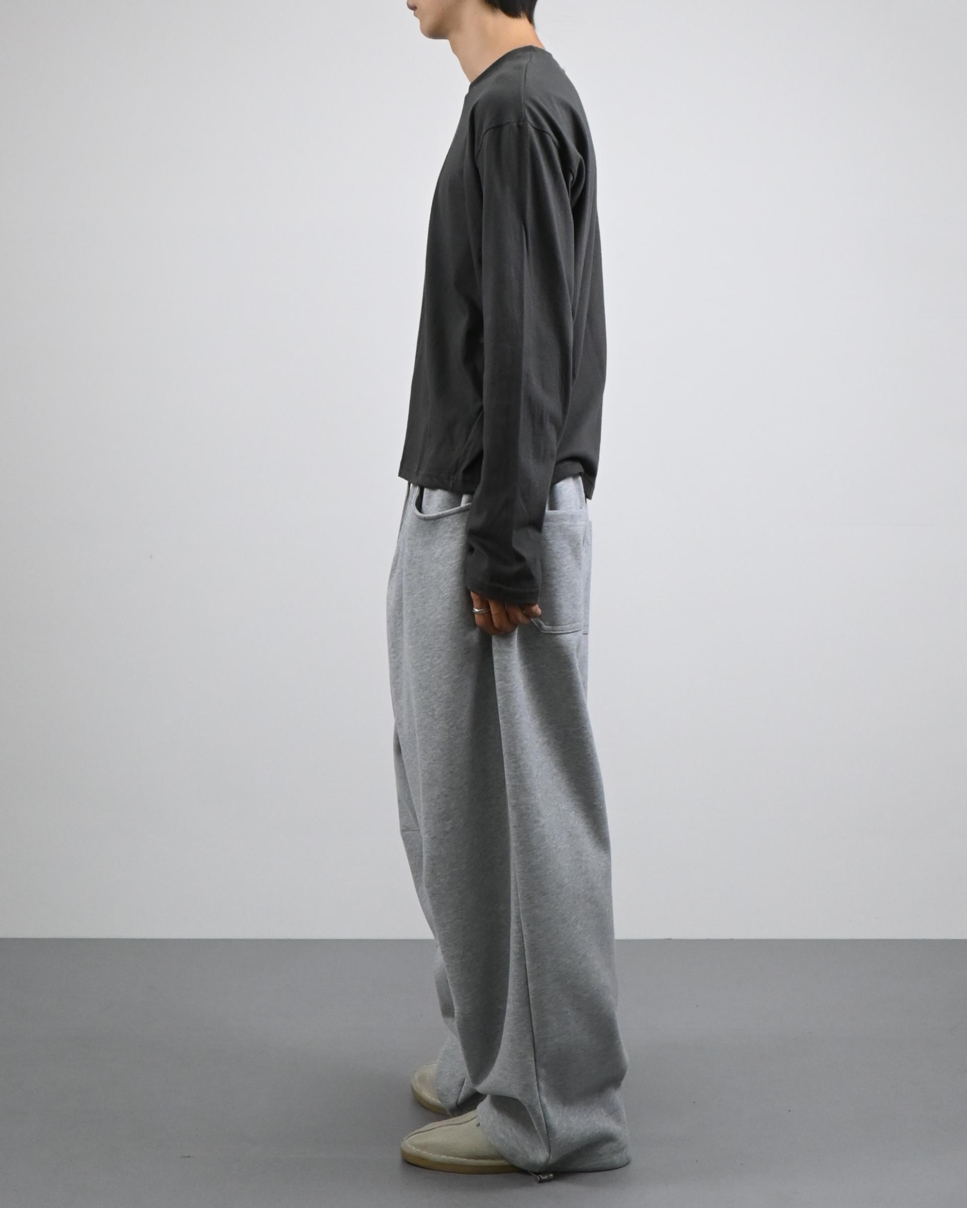 rivet dart sweatpants
