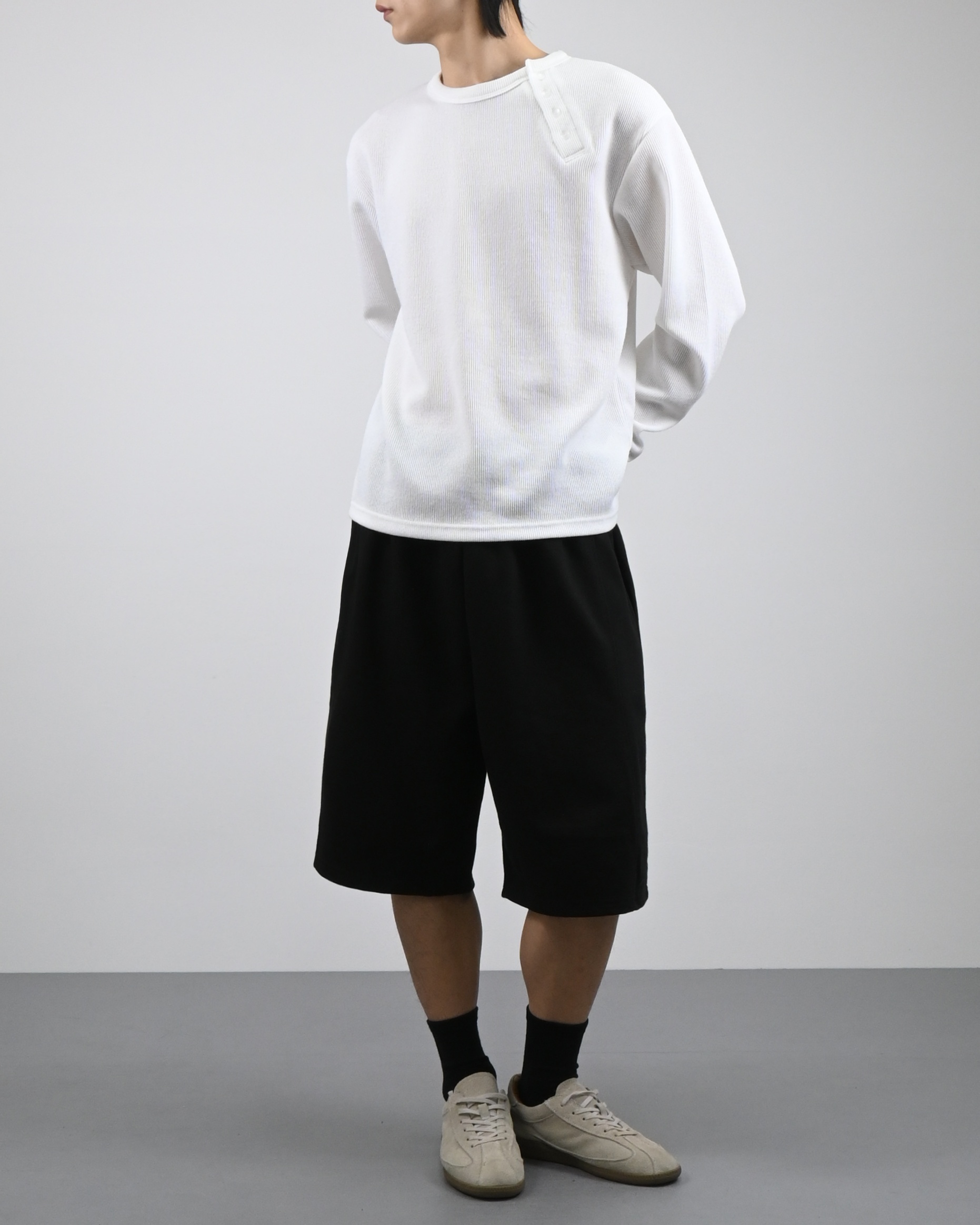 mild snap long sleeves