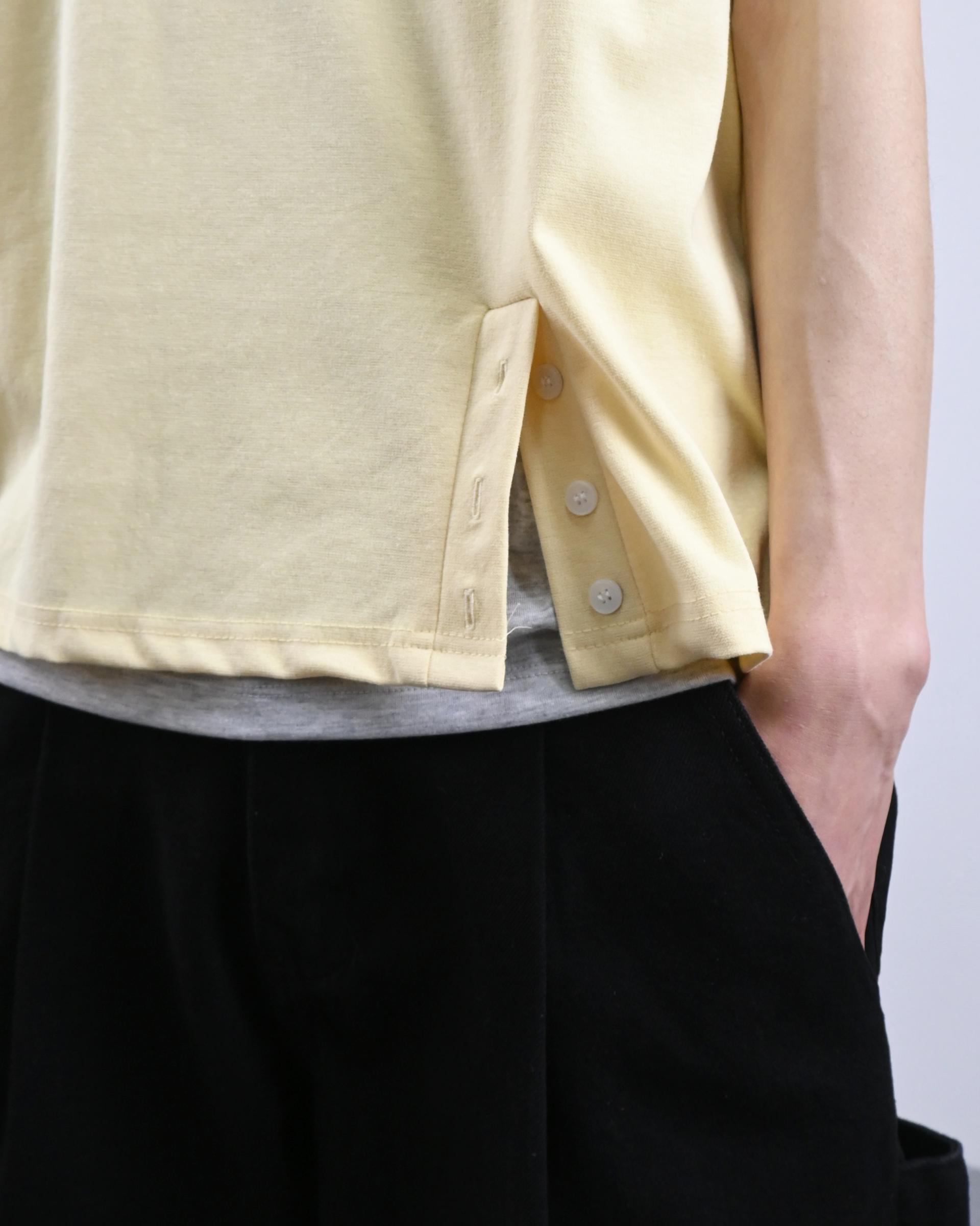 under snap half-t-shirt