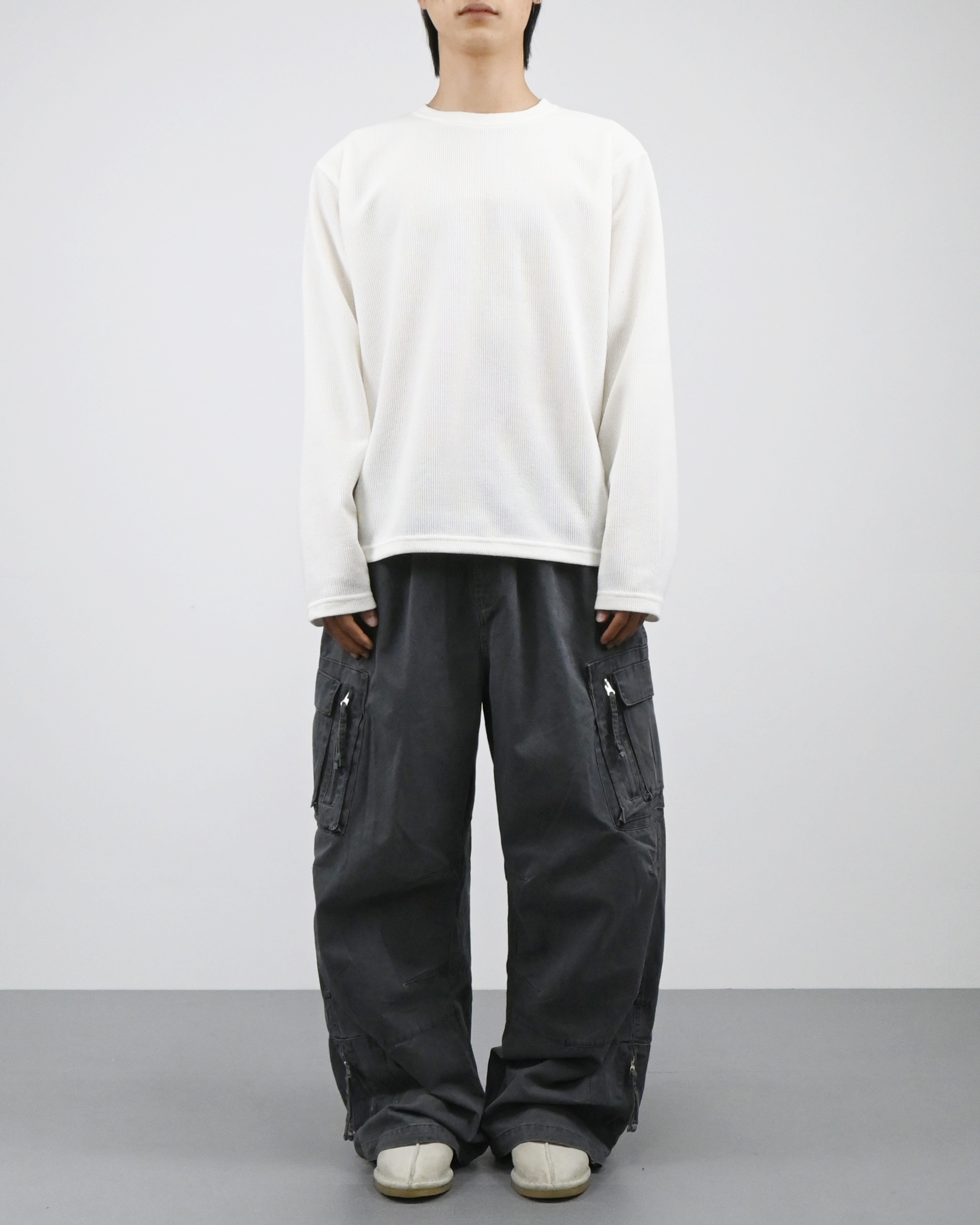 low round knit