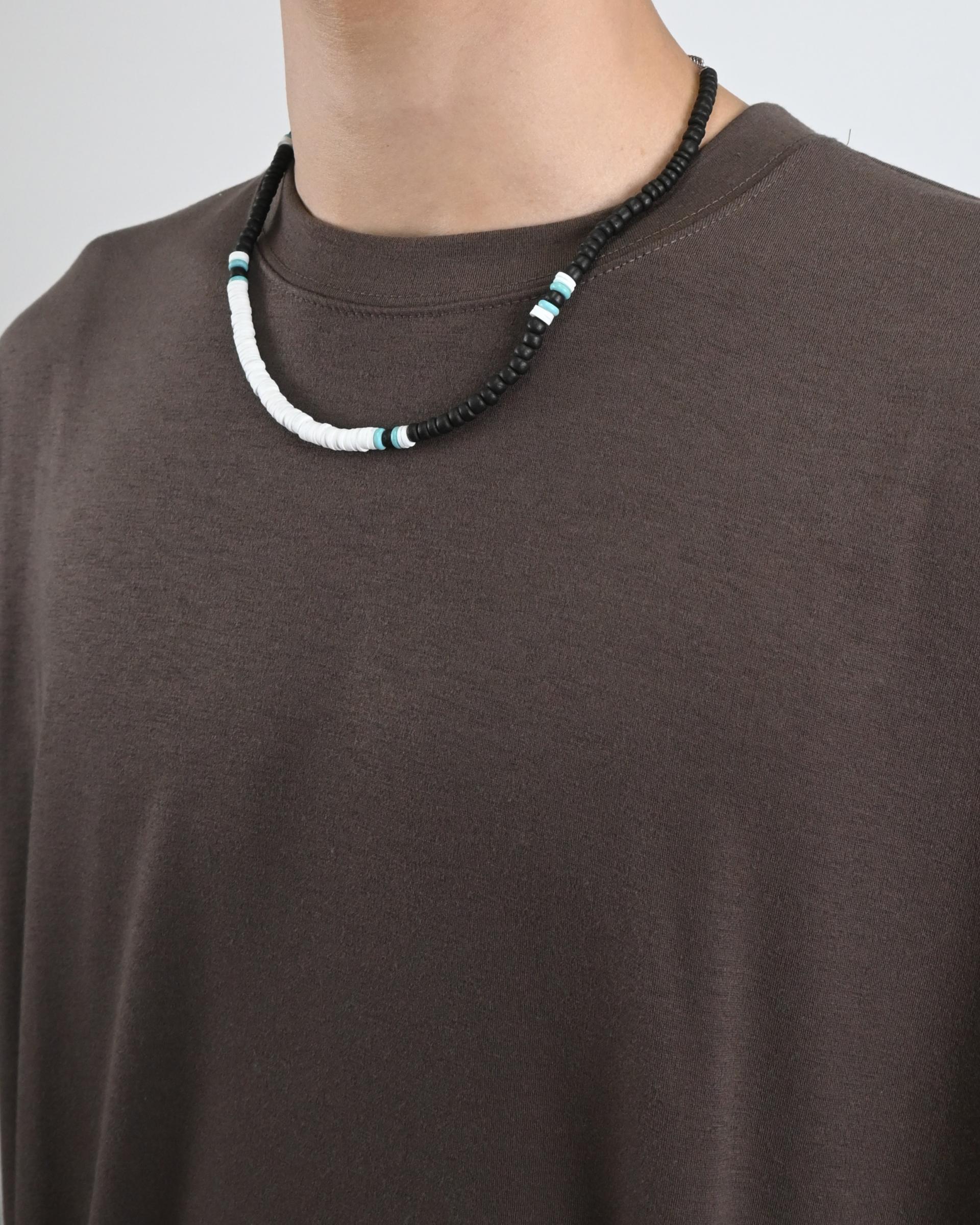 wood bead cowrie necklace