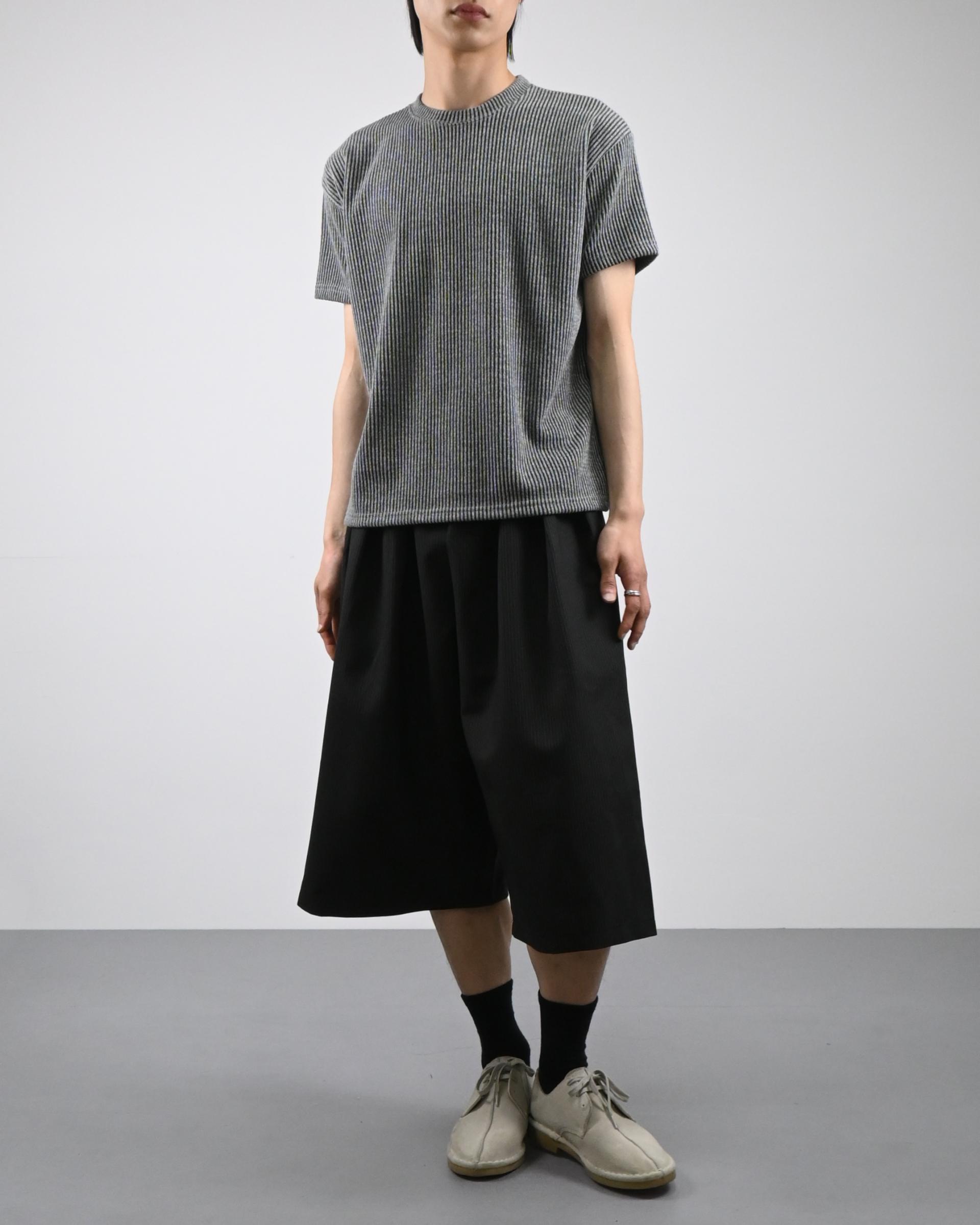 three tuck stripe bermuda slacks