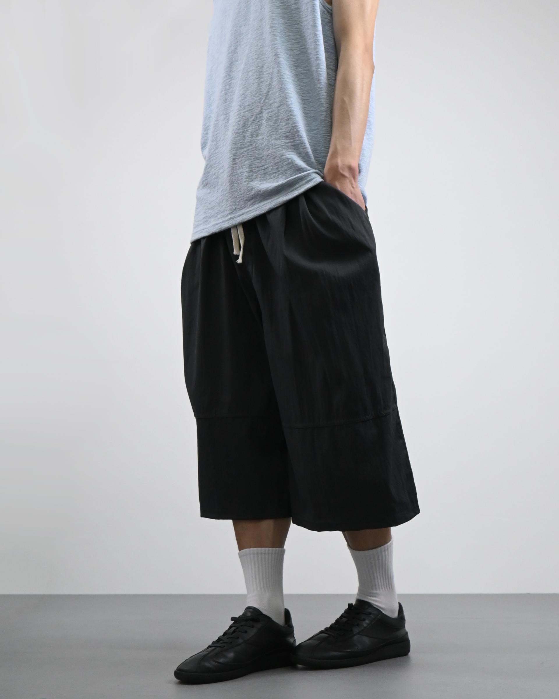 one tuck pigment bermuda sweatpants 복제