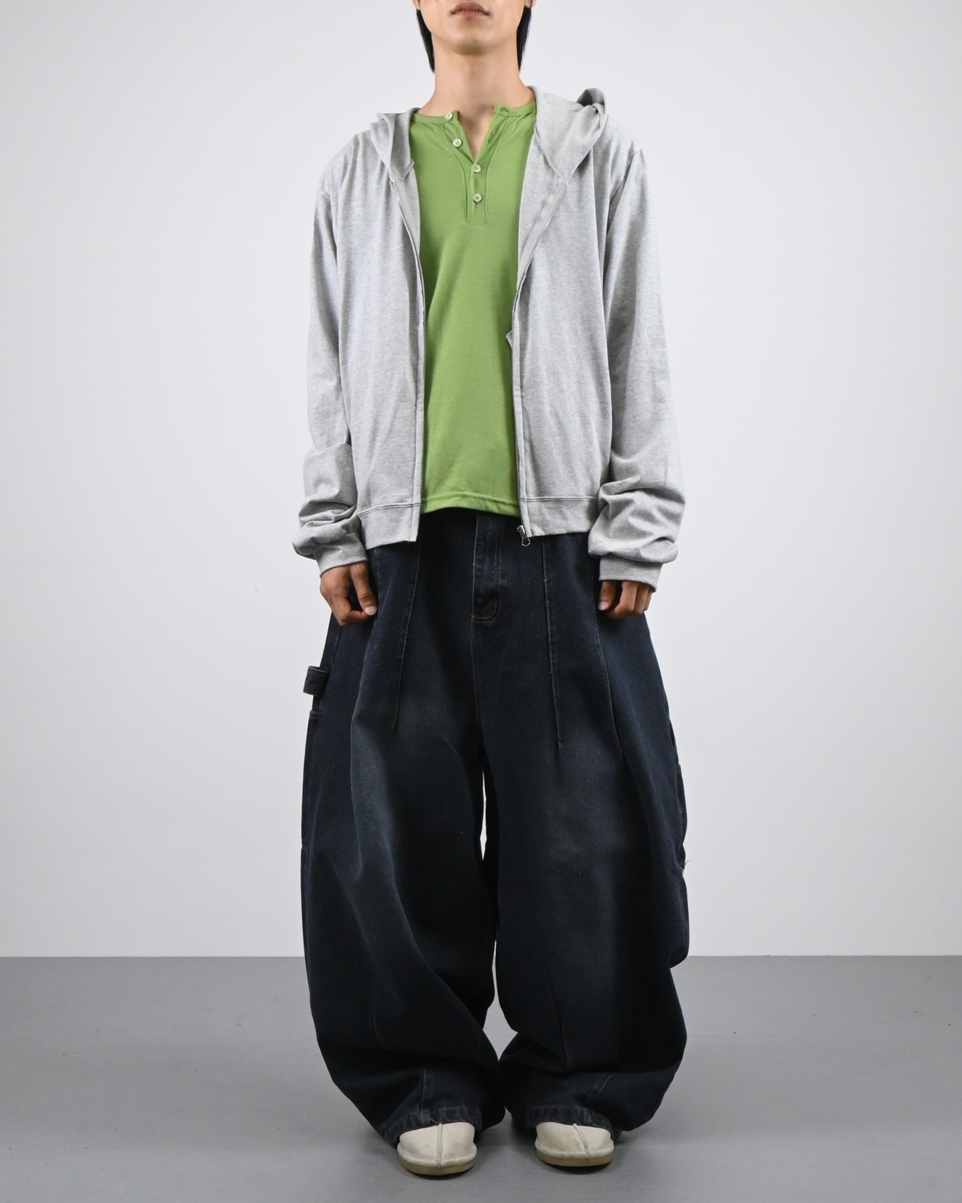 ash washed carpenter balloon denim pants