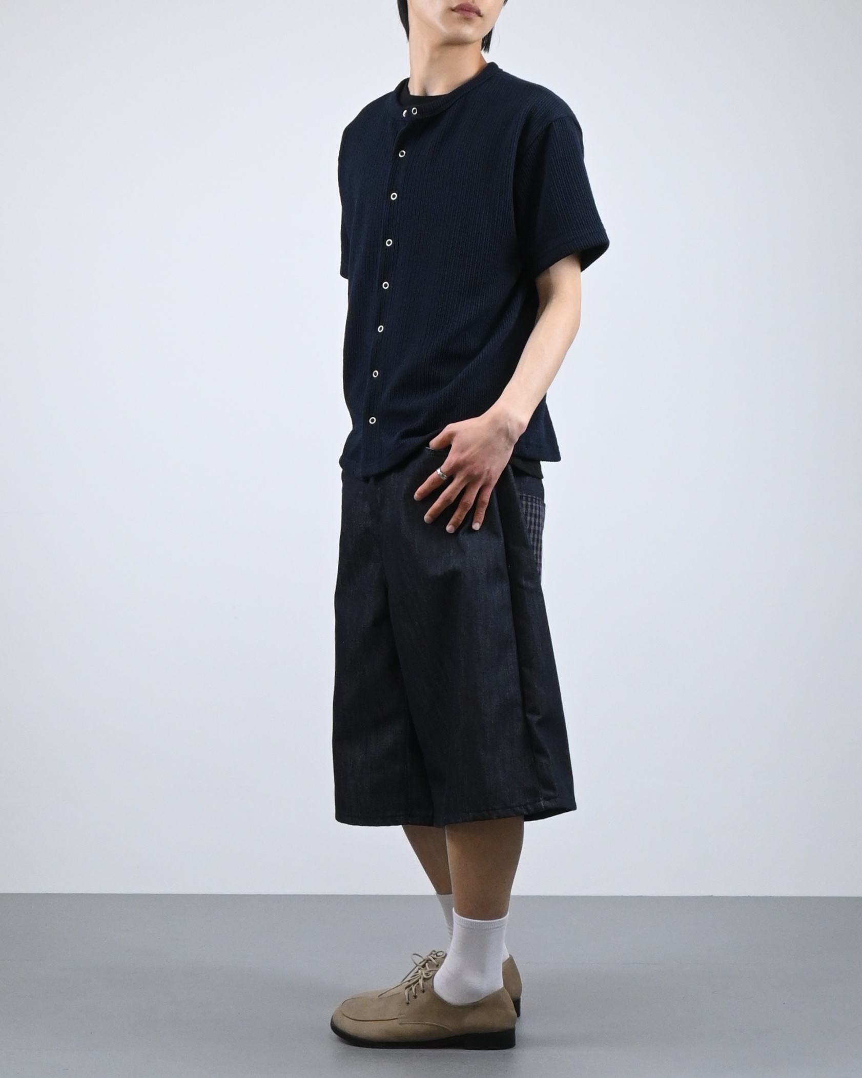 check pocket raw bermuda denim pants