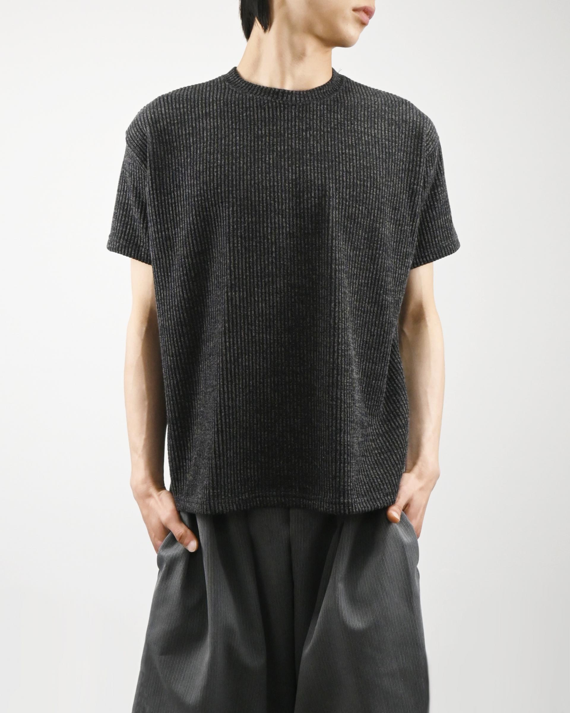 two tone ribbed half-t-shirt