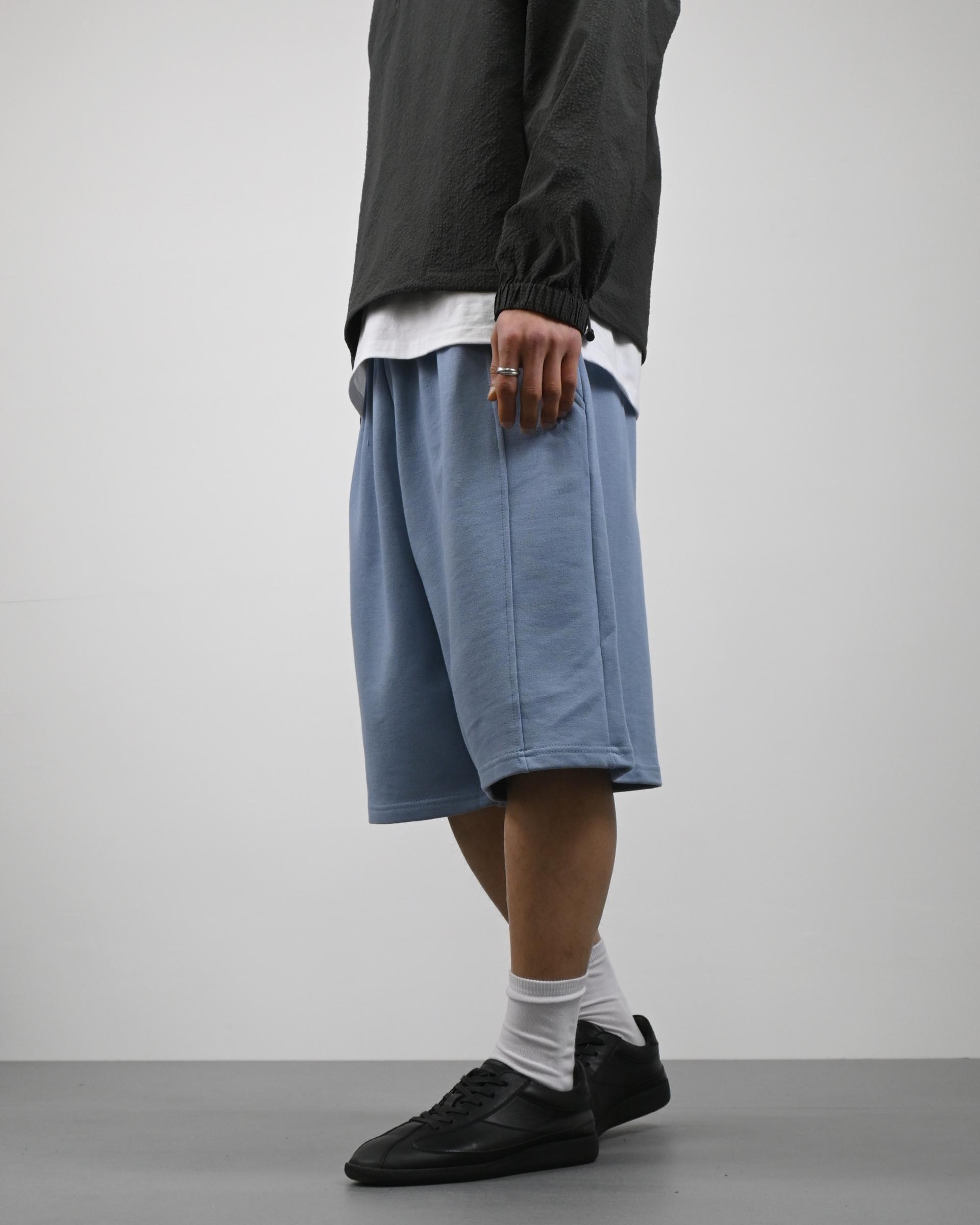 line bermuda sweatpants