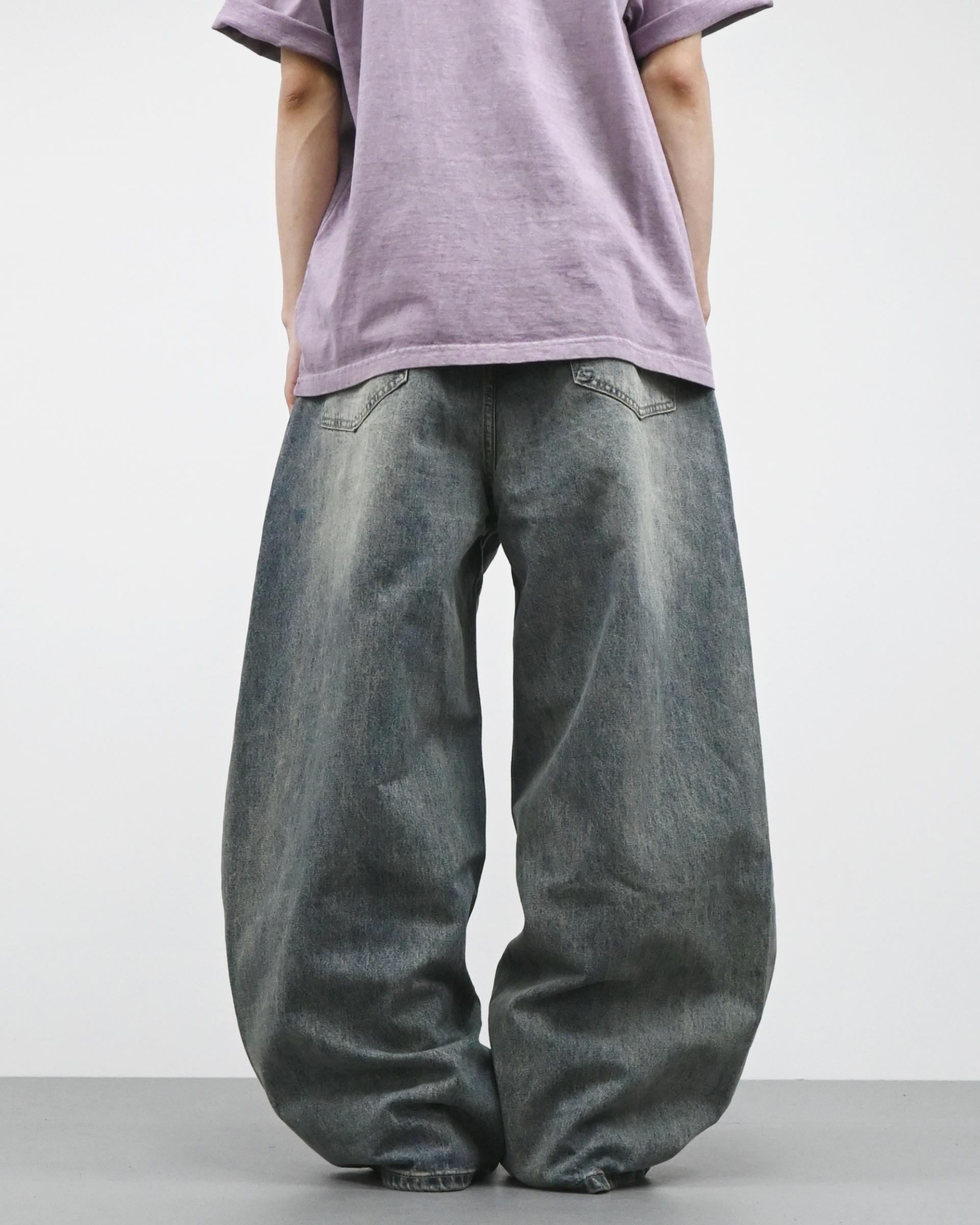 tiger washed curved denim pants