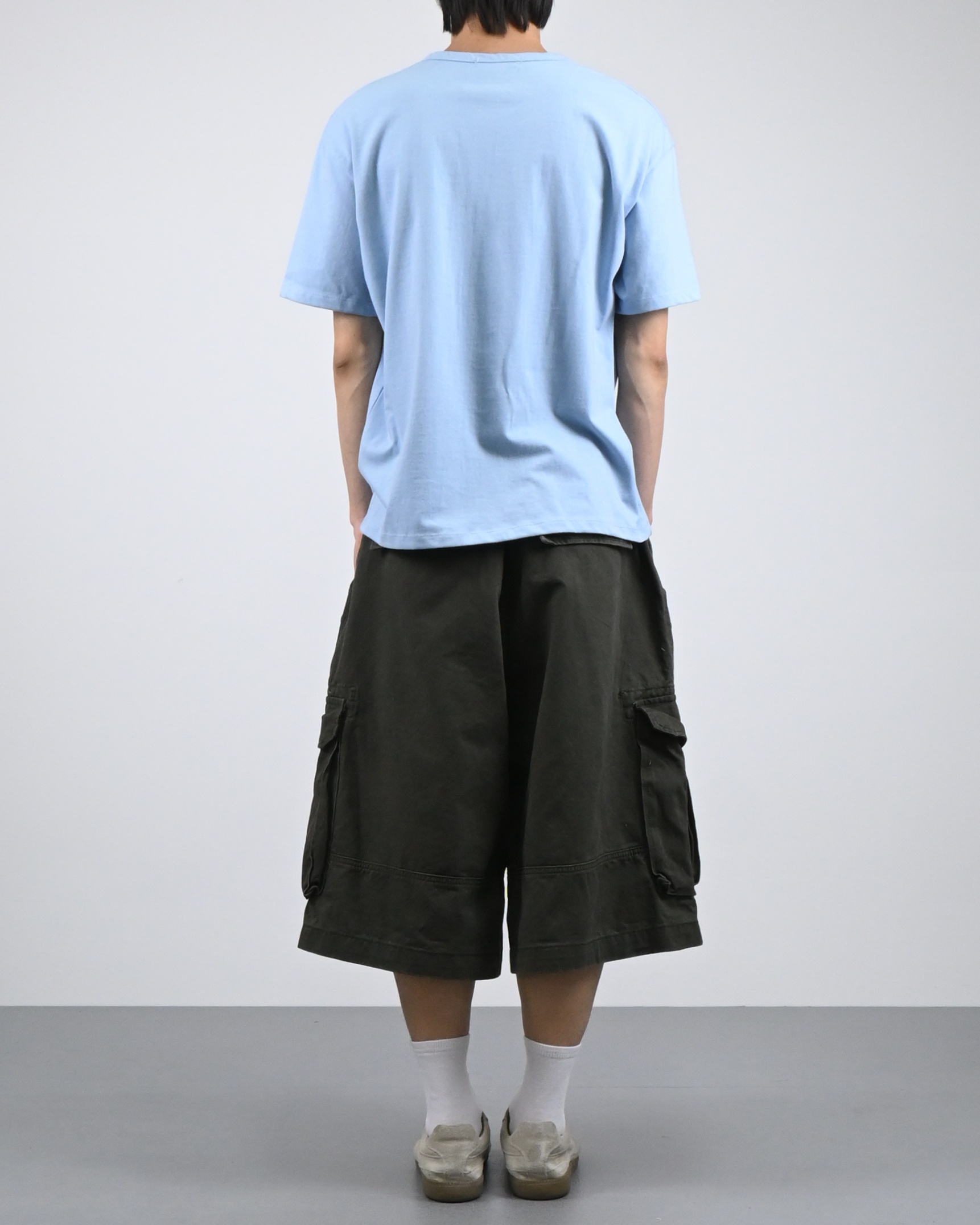 blur lettering half t-shirt