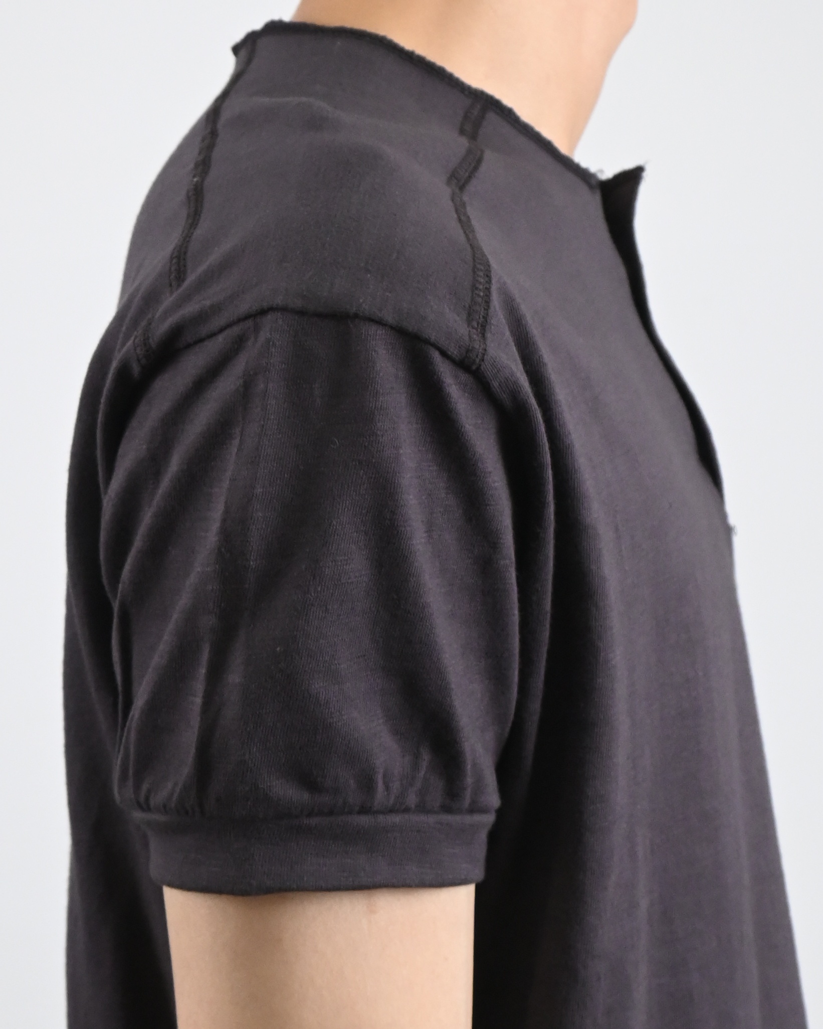 stitch henley neck half t-shirt