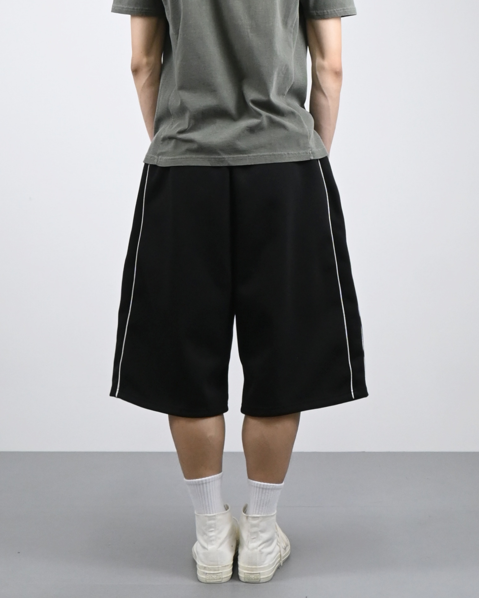 liter bermuda sweatpants