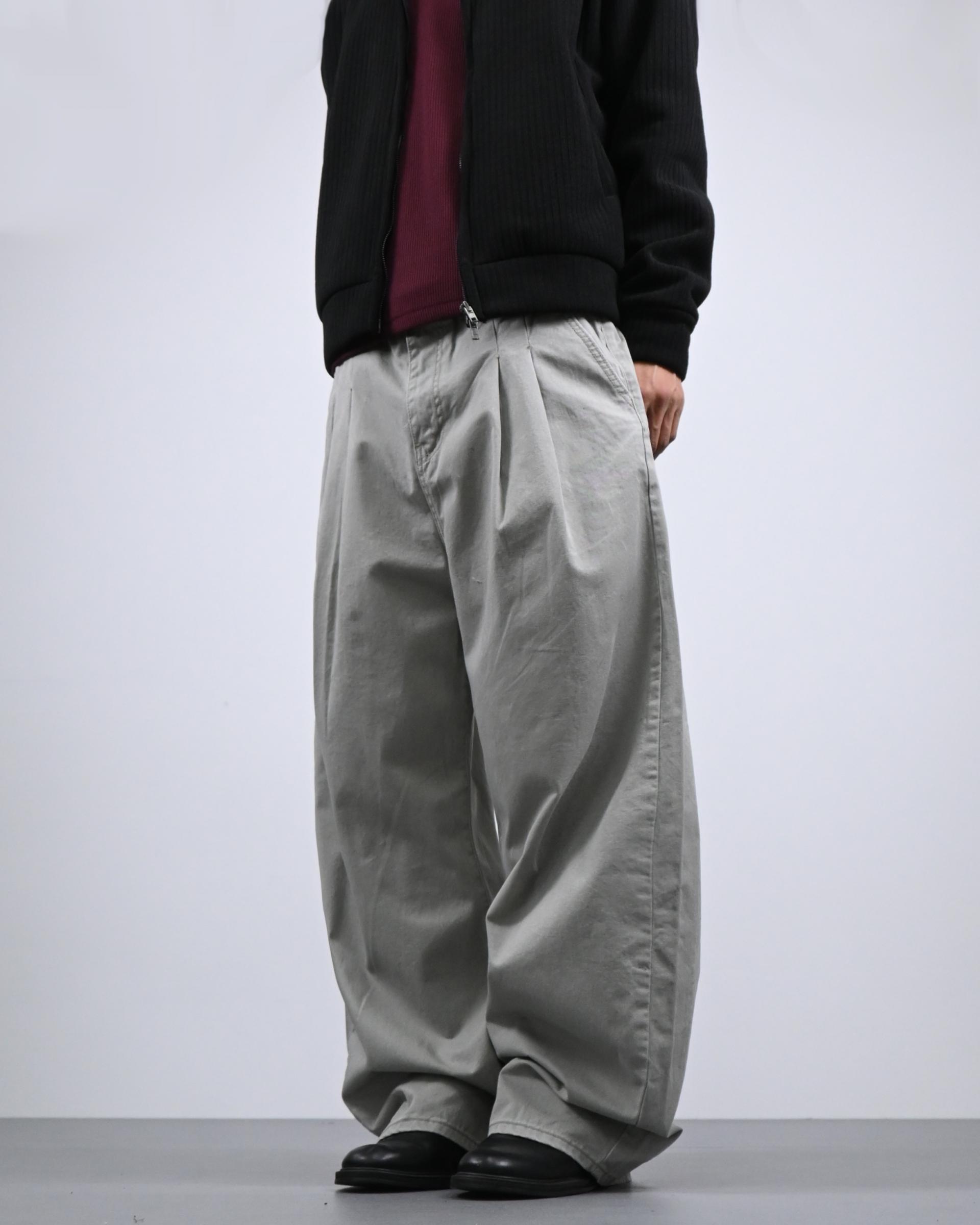 two tuck pigment cotton pants