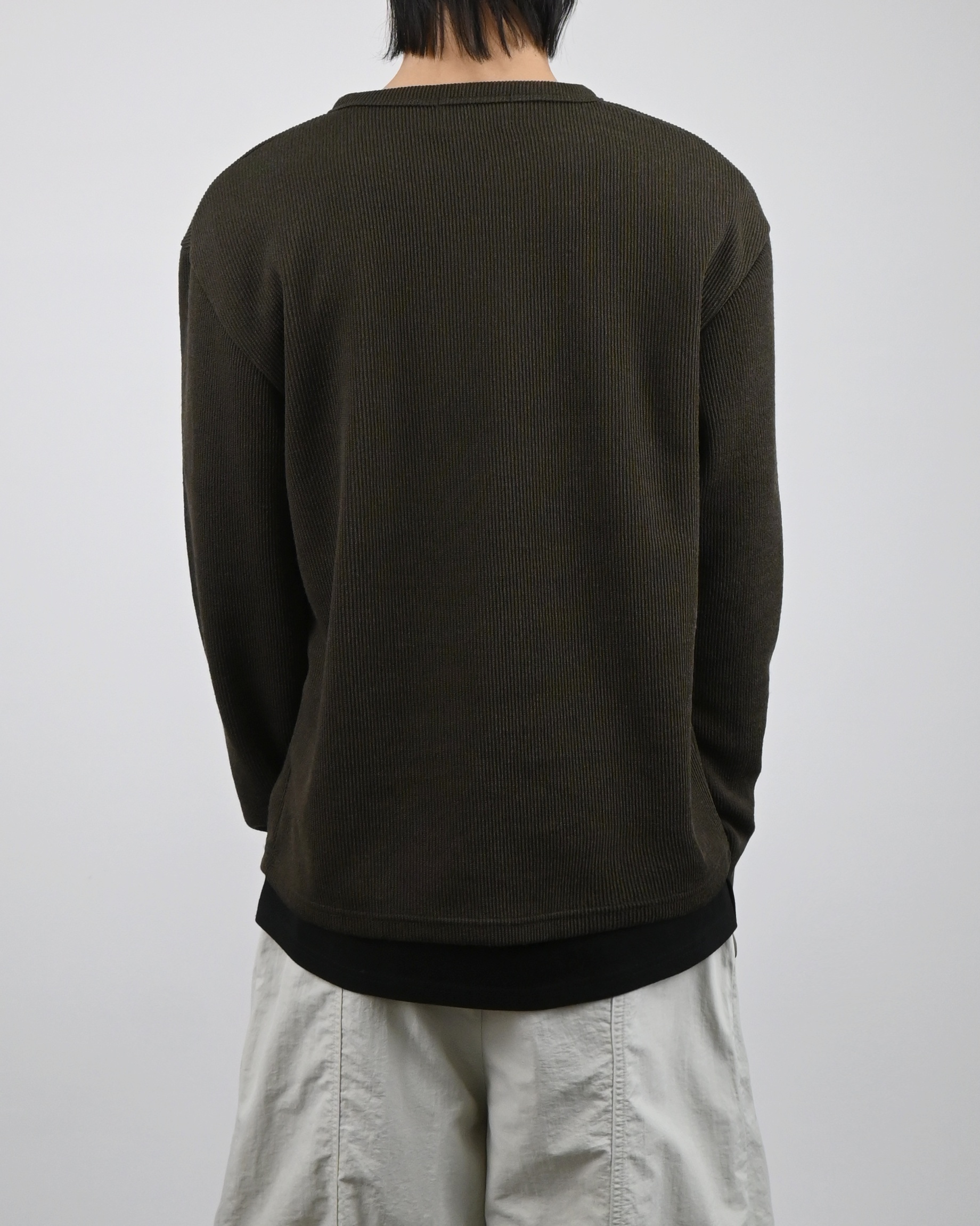 mild snap long sleeves
