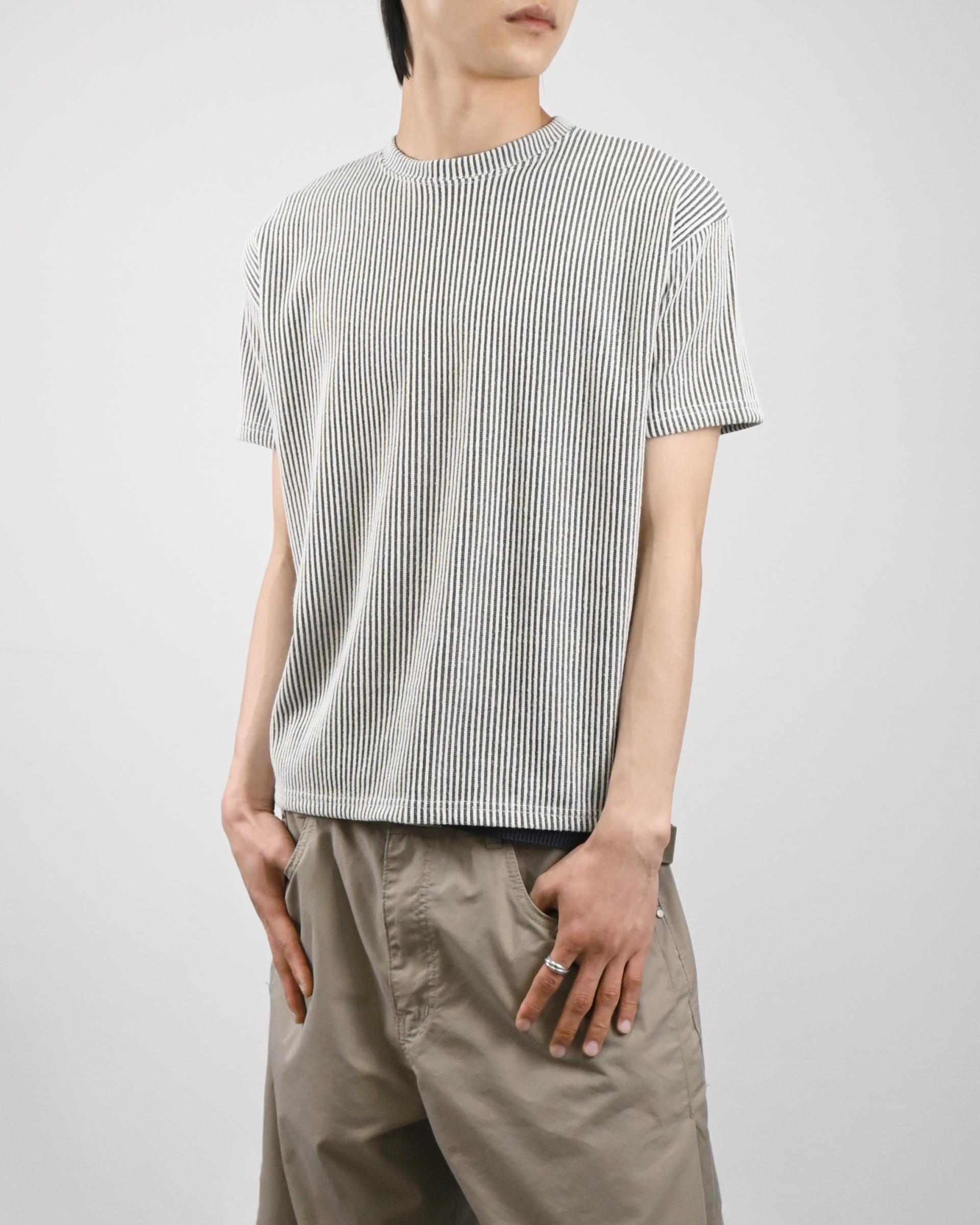 two tone ribbed half-t-shirt