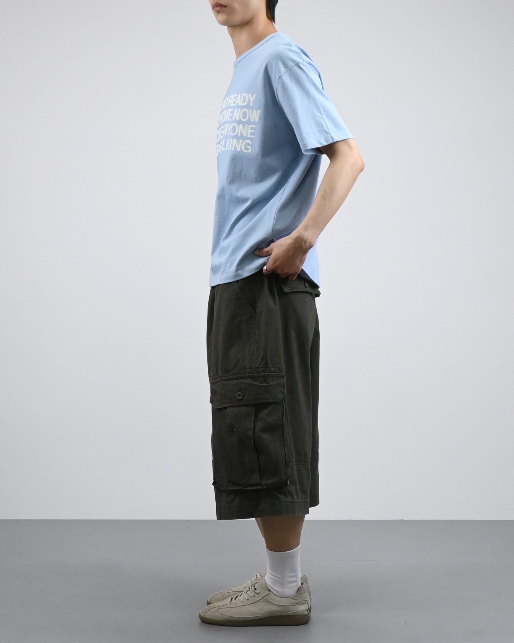 blur lettering half t-shirt