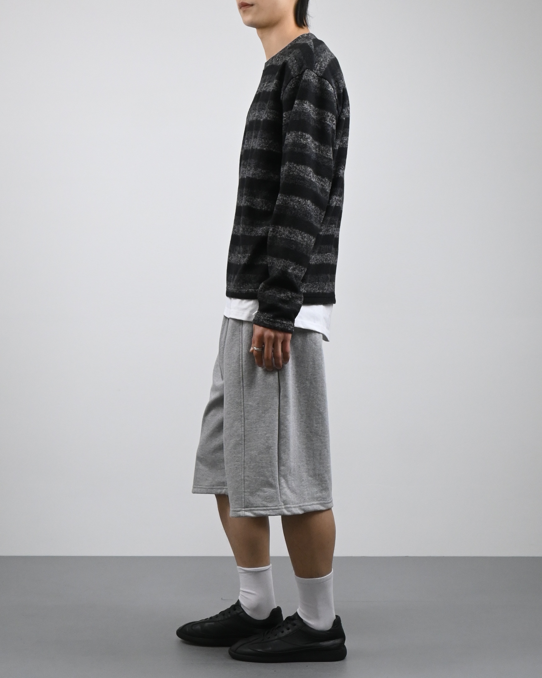 ash stripe knit
