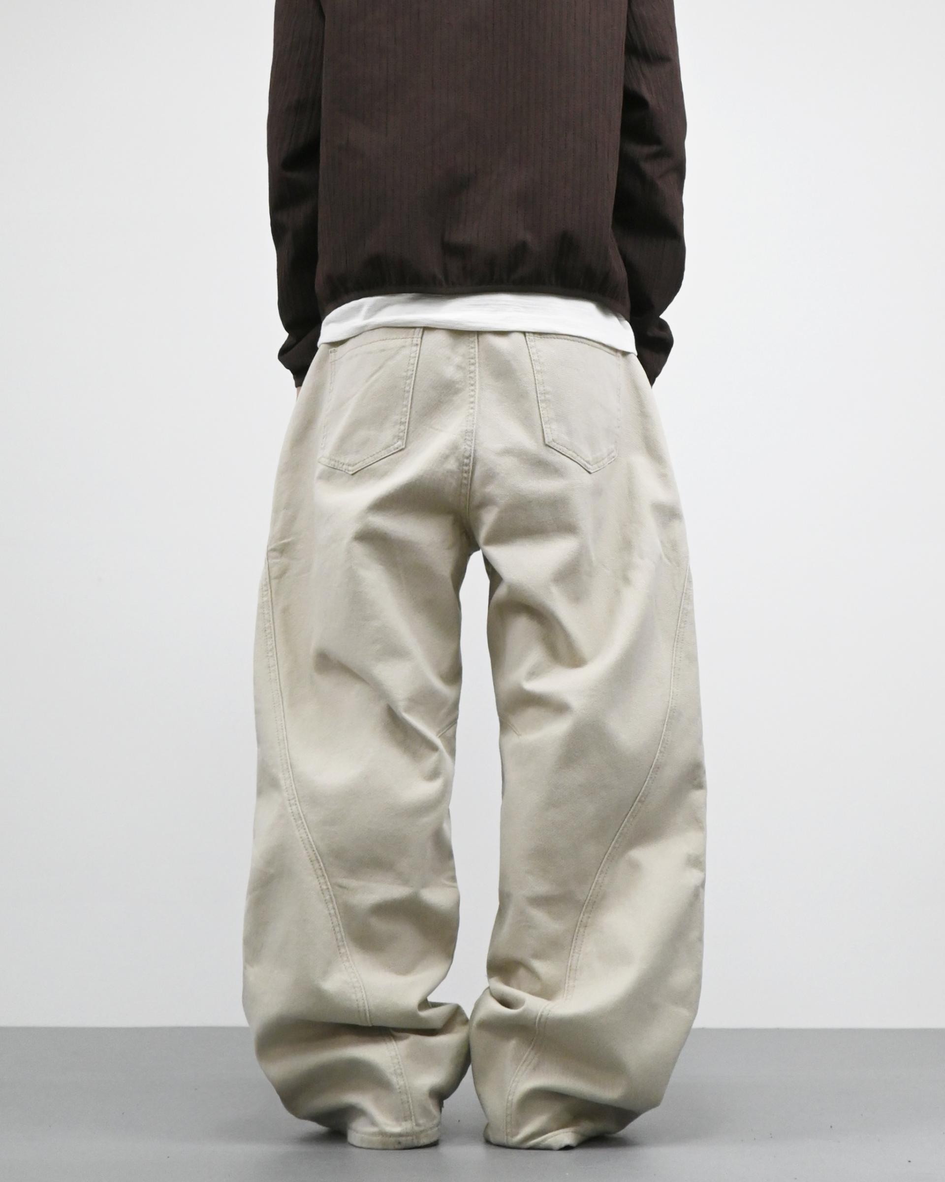 curved seam line cotton pants