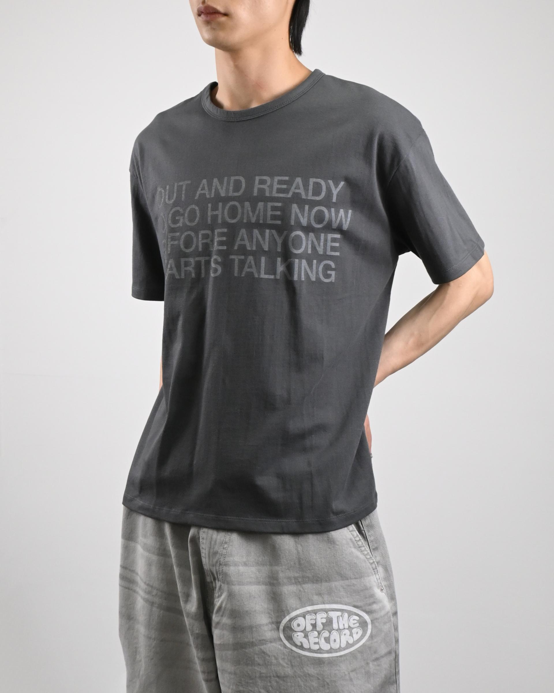 blur lettering half t-shirt
