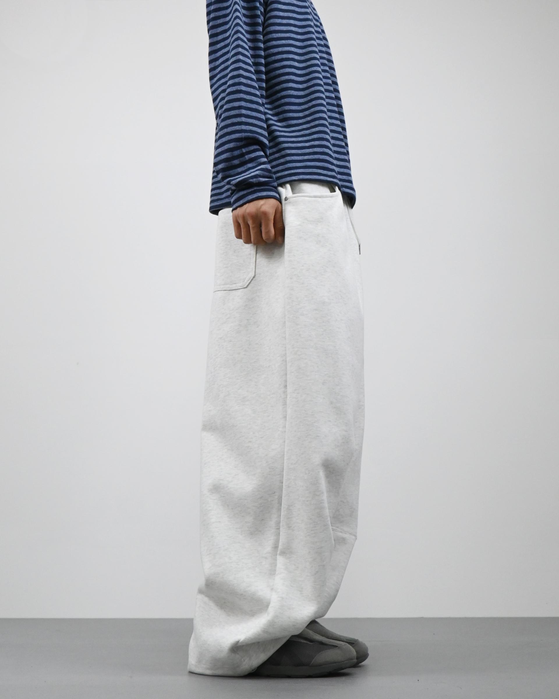 rivet dart sweatpants