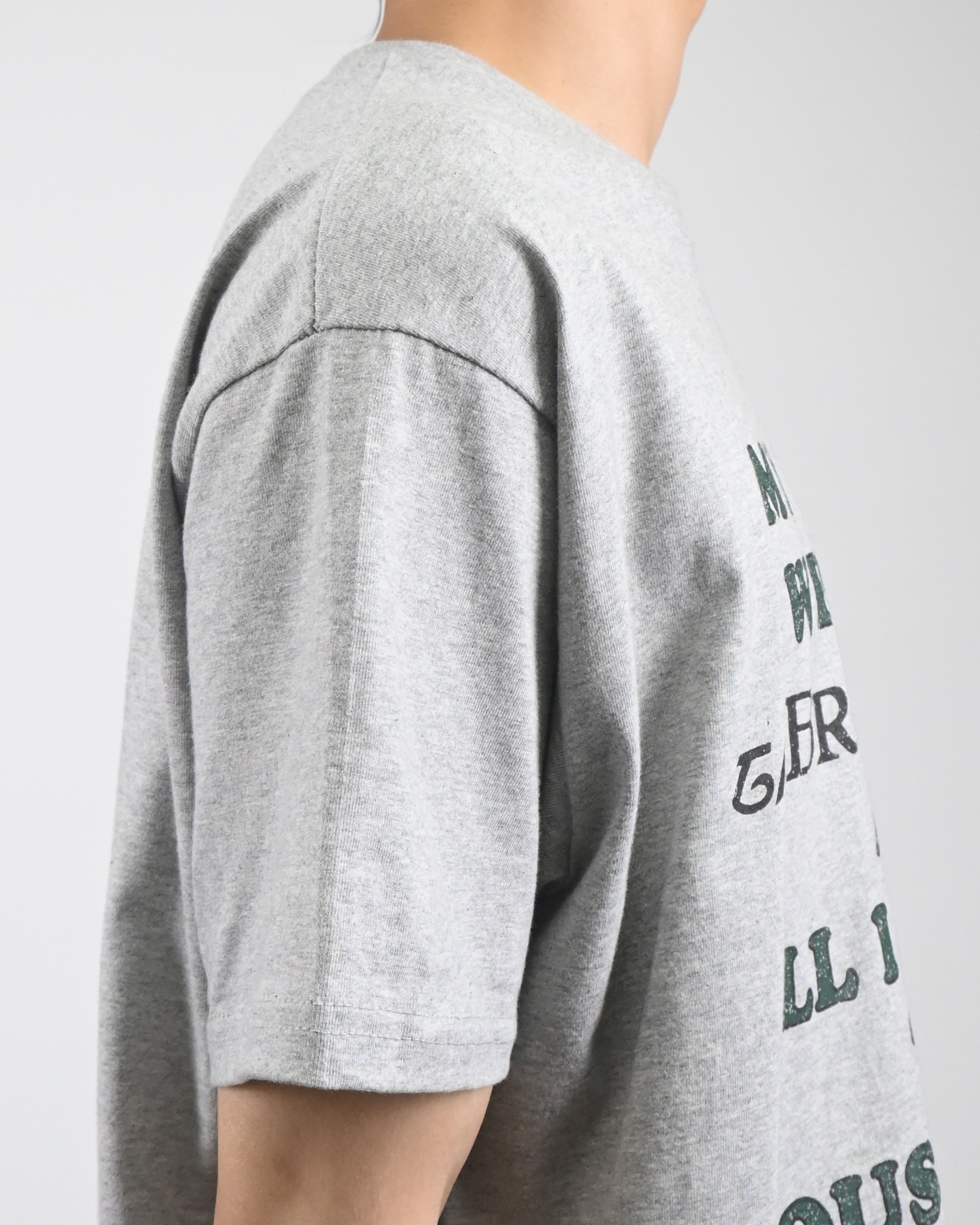 luge lettering half t-shirt