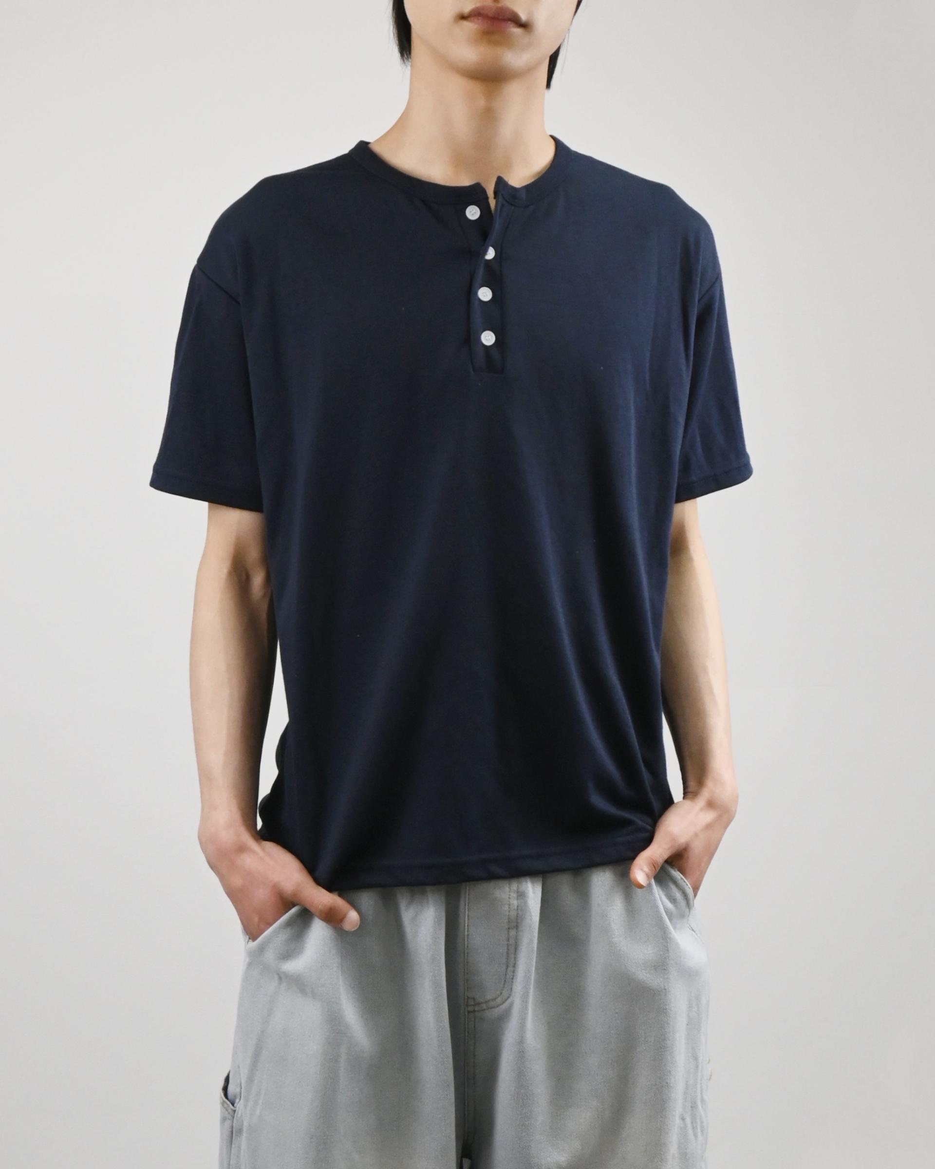 chalant henry neck half t-shirt