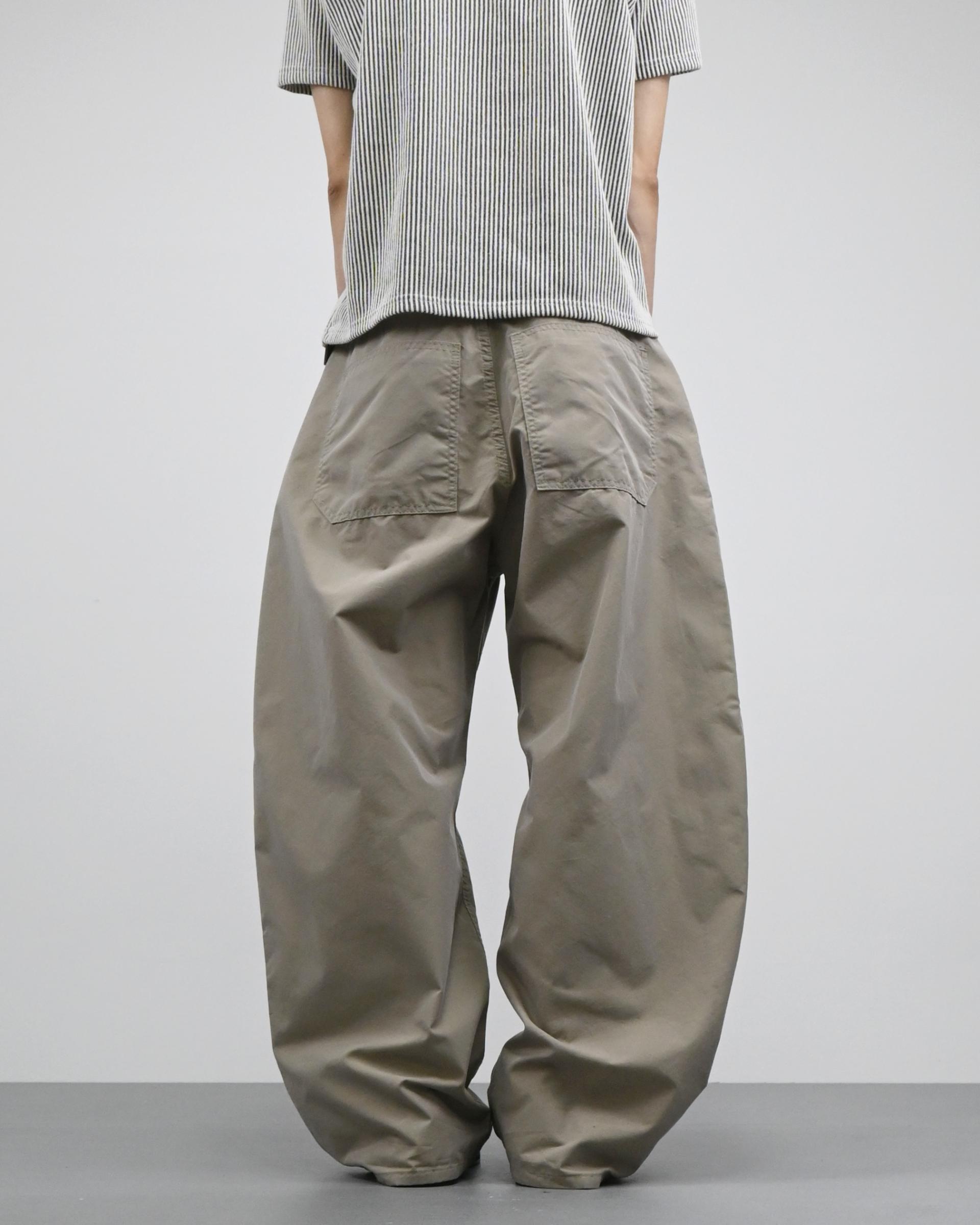 cp side tuck cotton curved pants