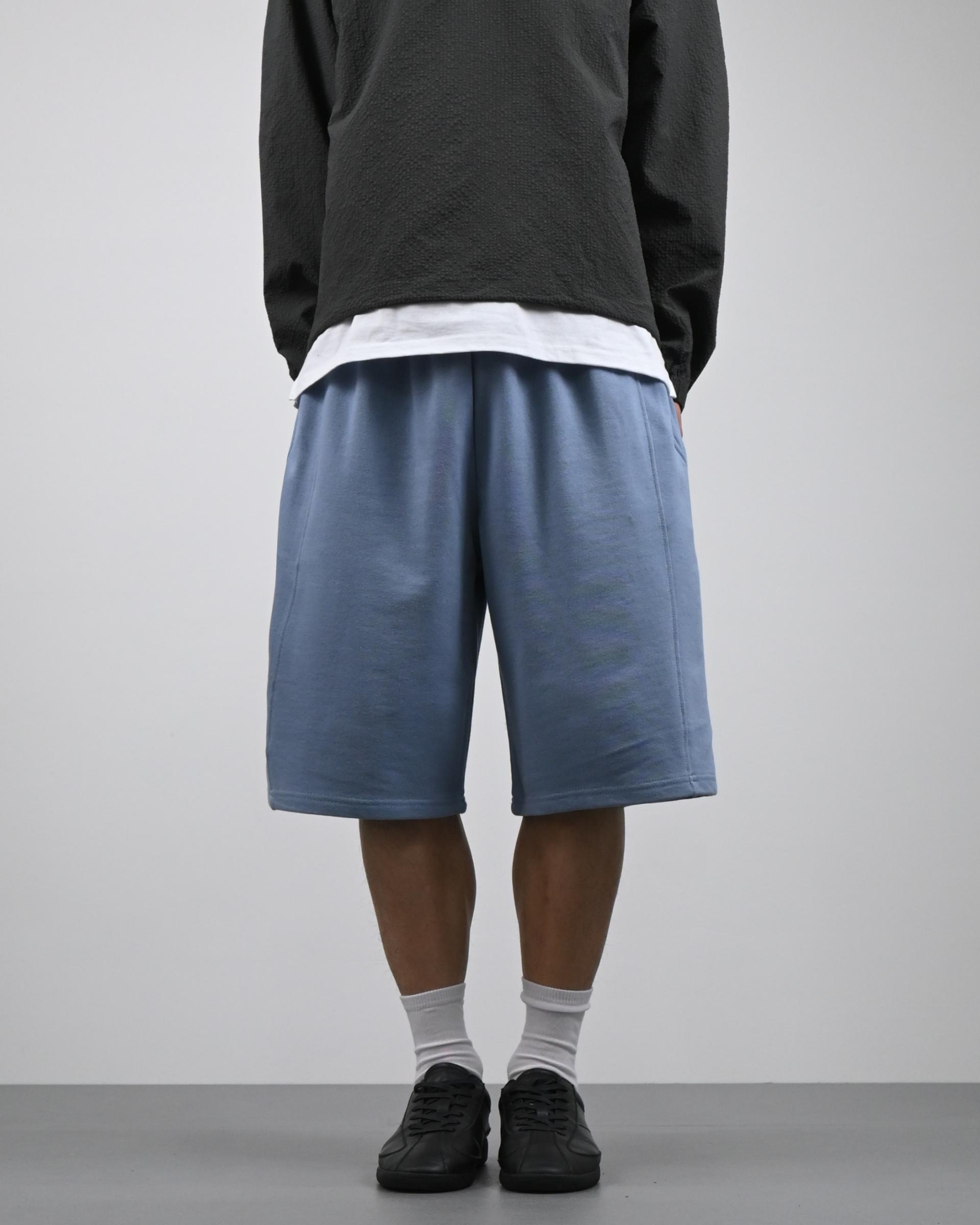 line bermuda sweatpants