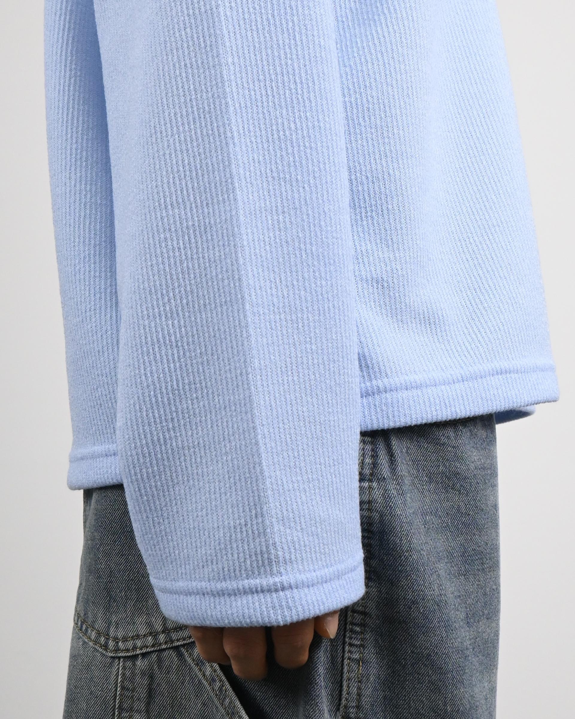 low round knit