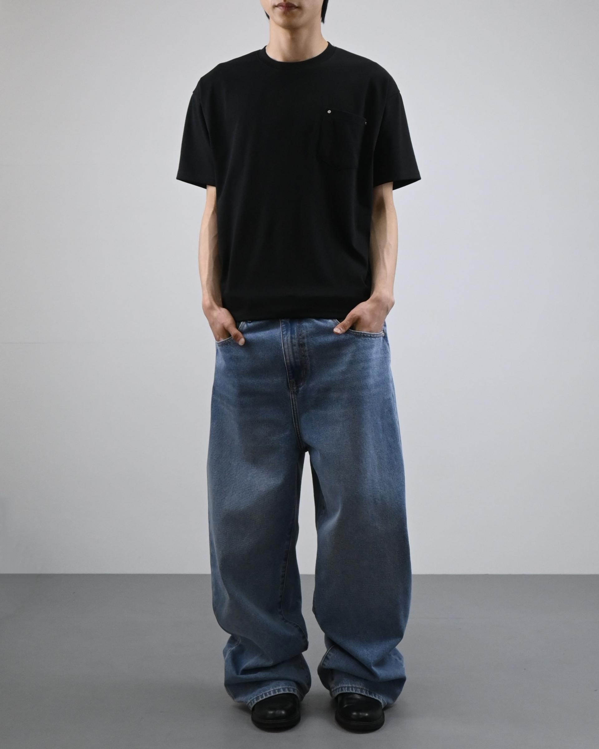 rivet crop half t-shirt