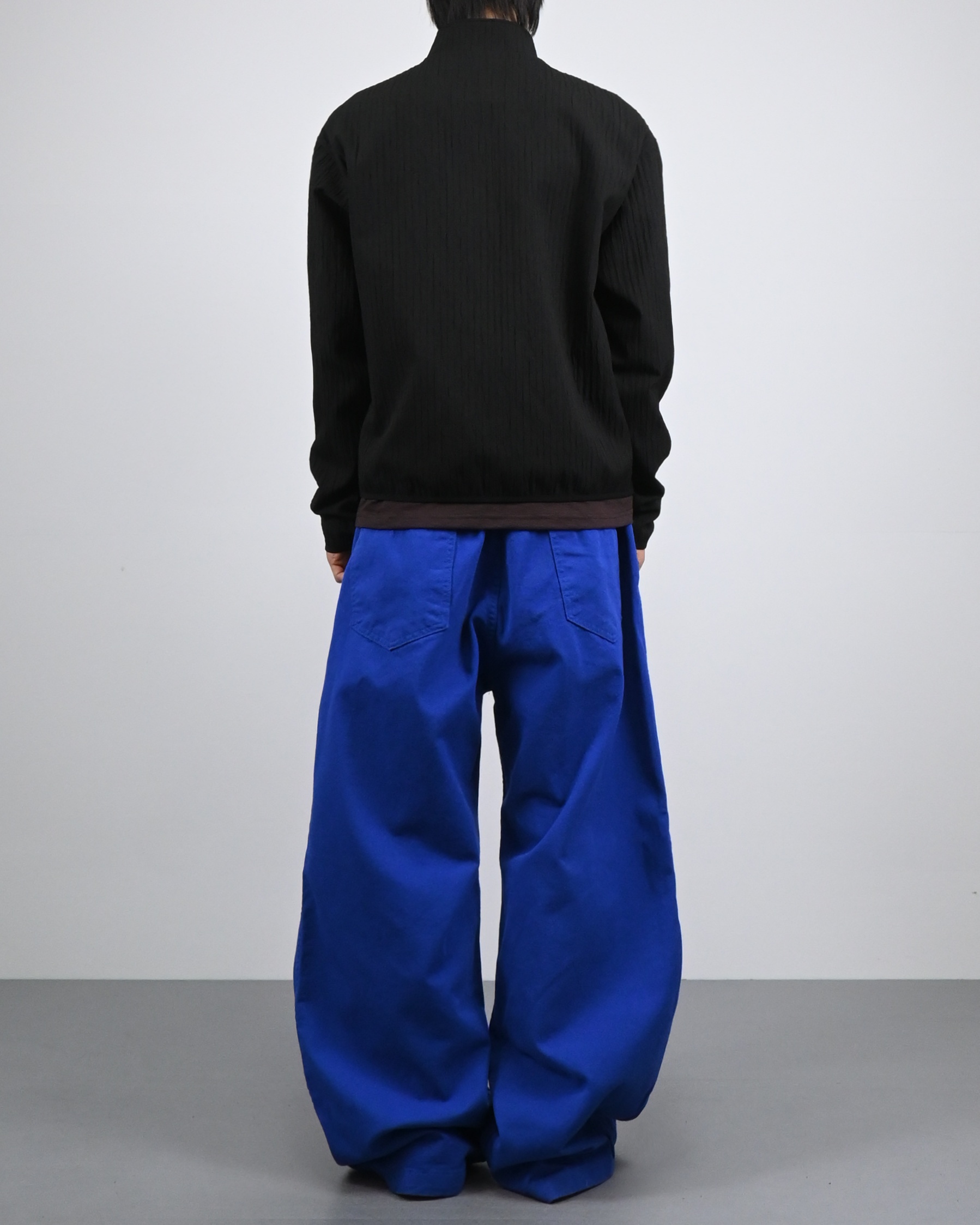 compose pleats diagonal zip-up
