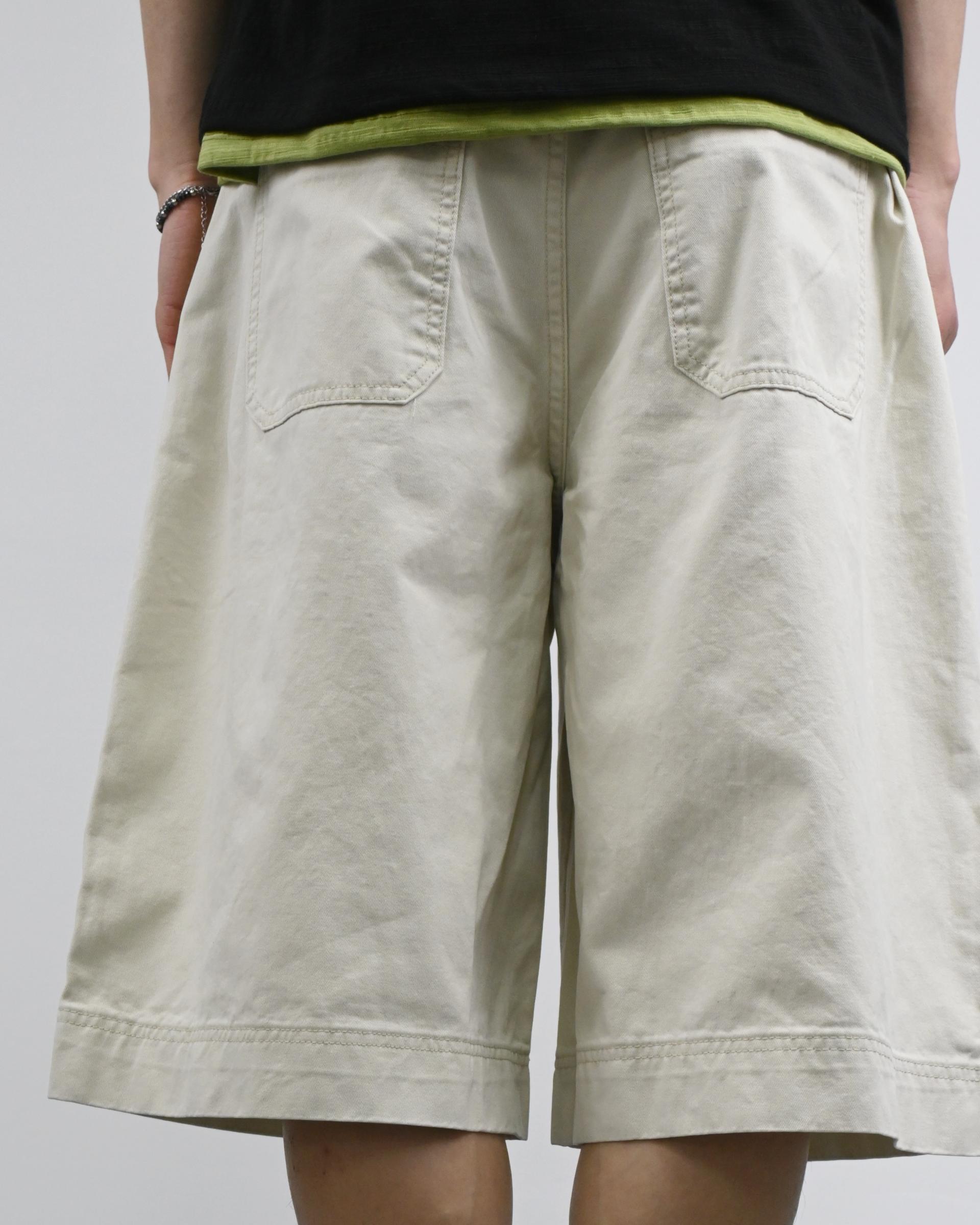pigment two tuck bermuda cotton pants