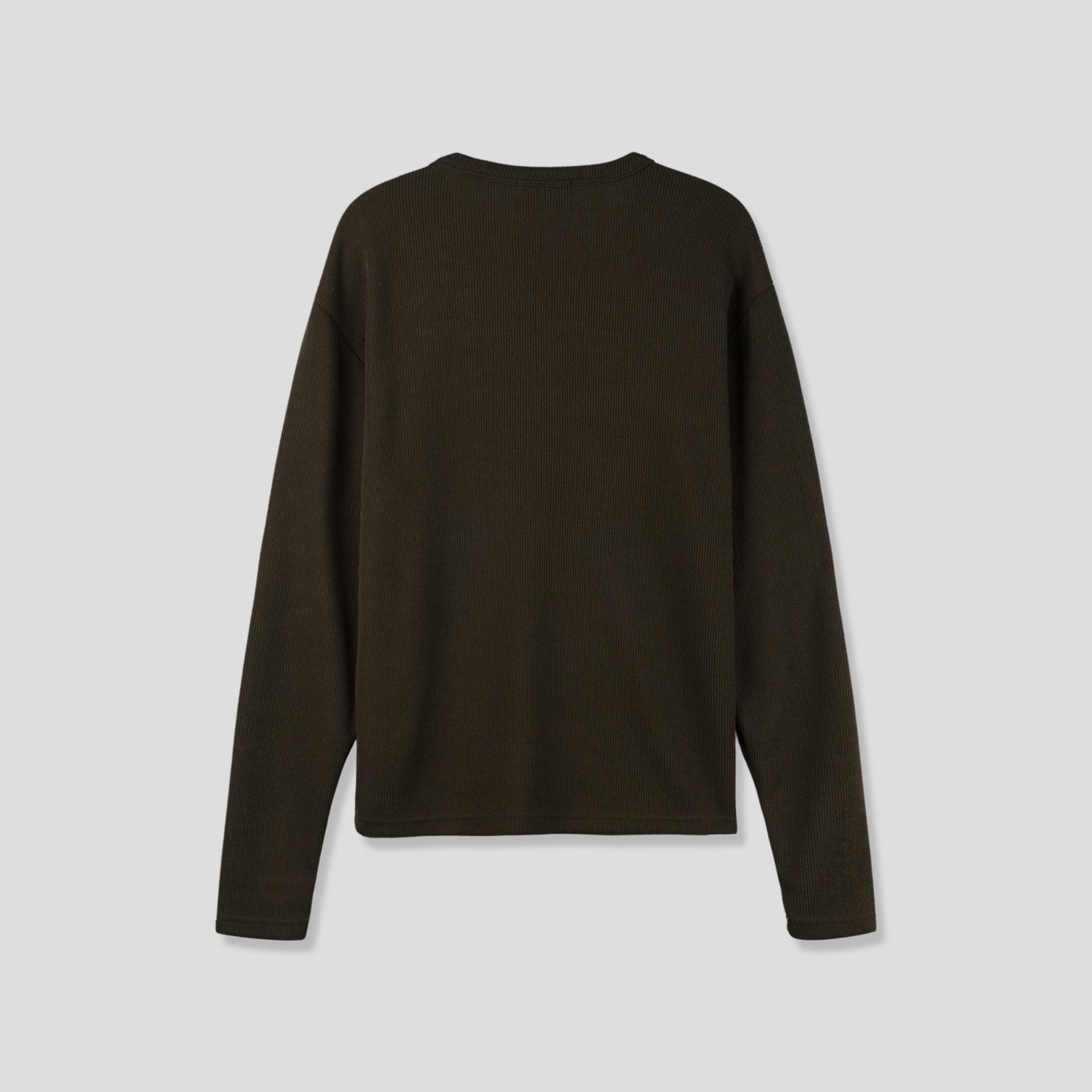 mild snap long sleeves