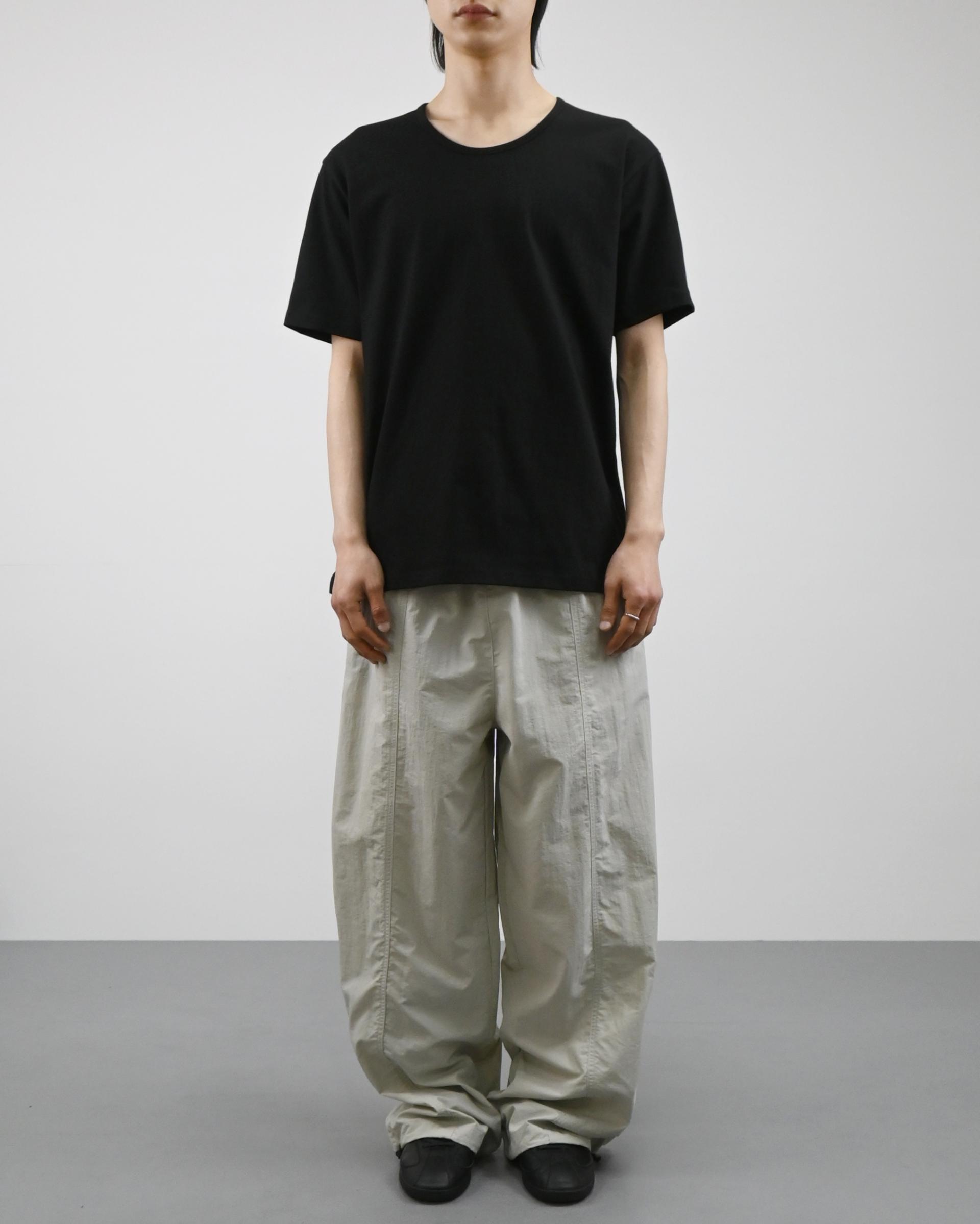 u-neck slit half t-shirt