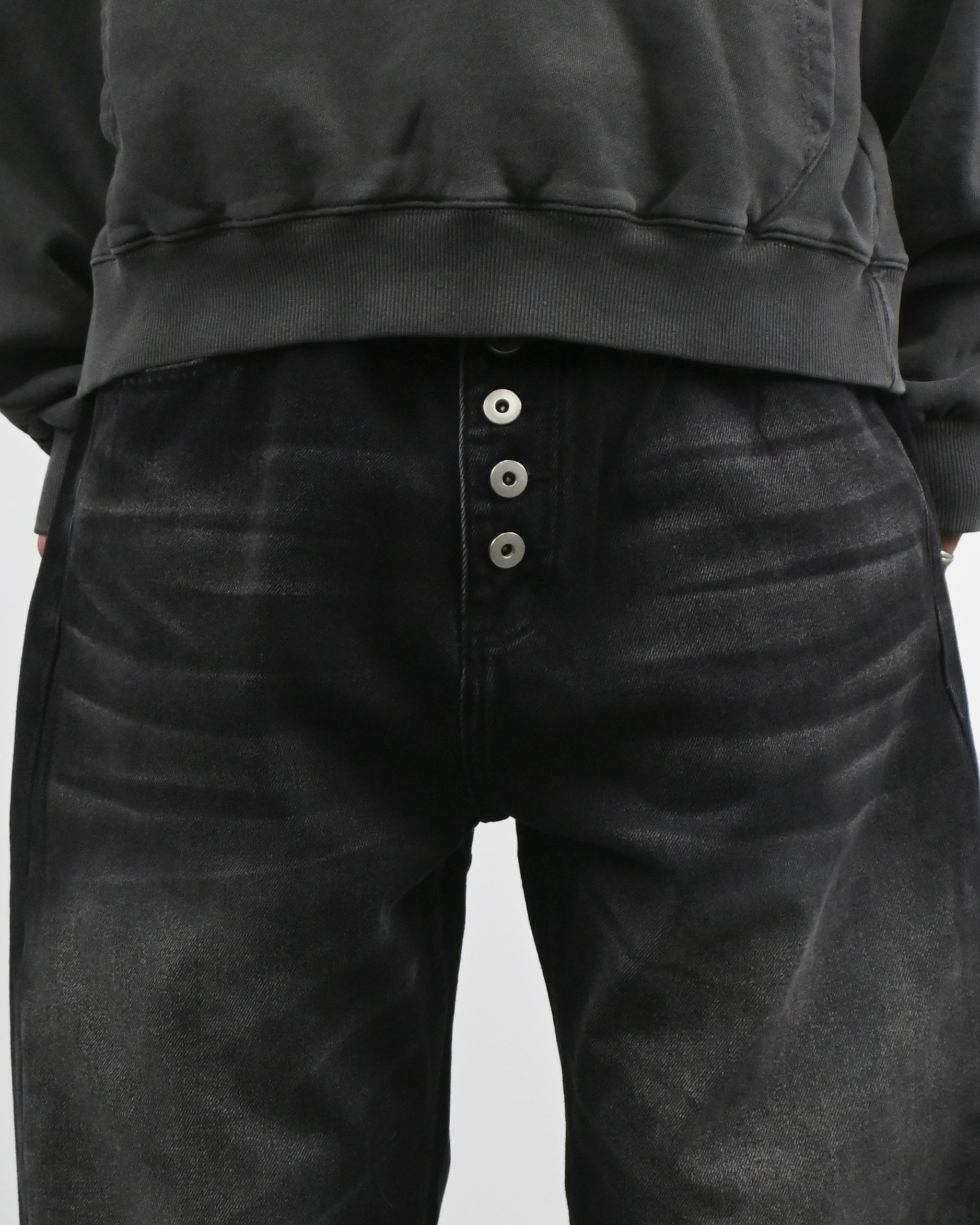 button flare denim pants