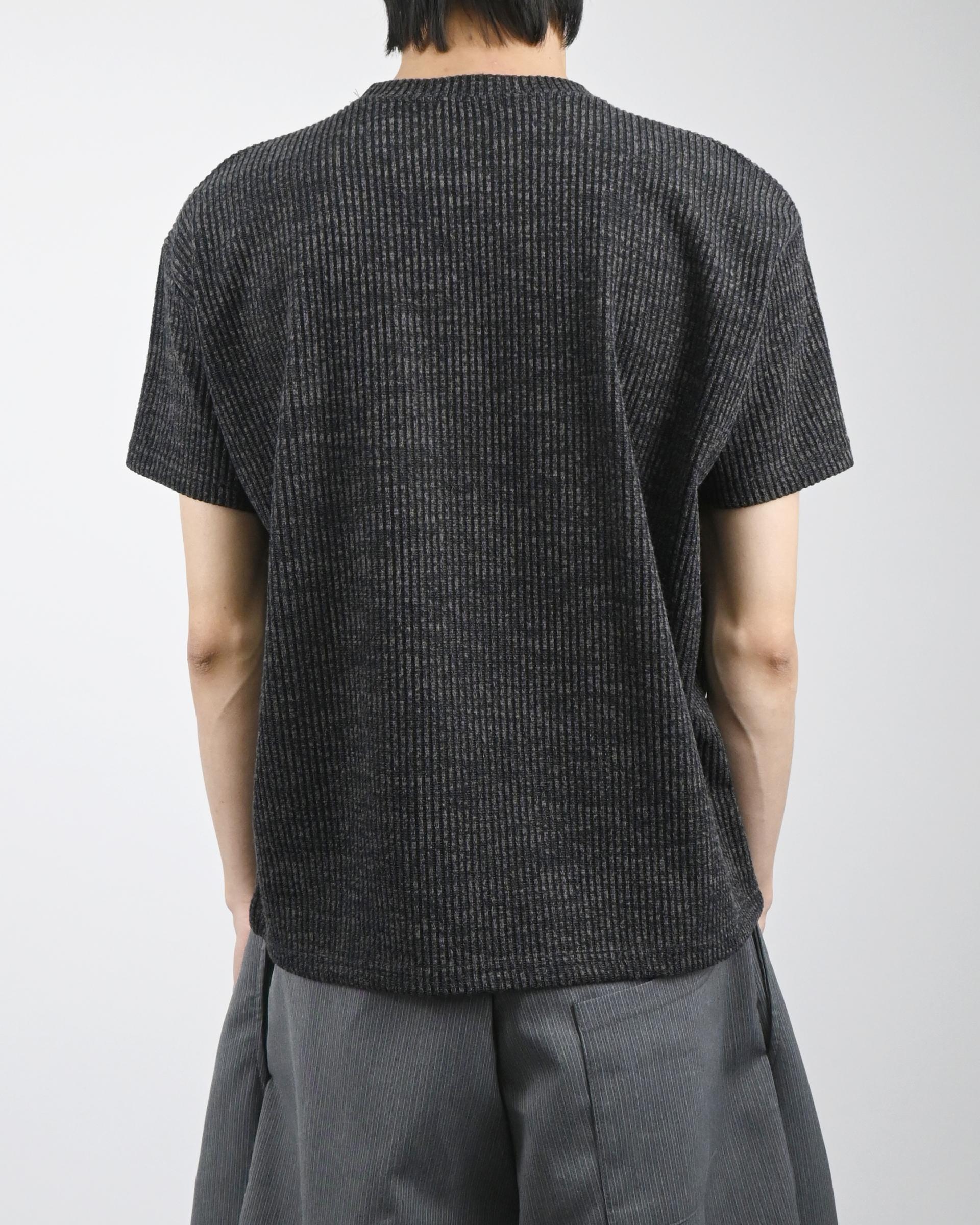 two tone ribbed half-t-shirt