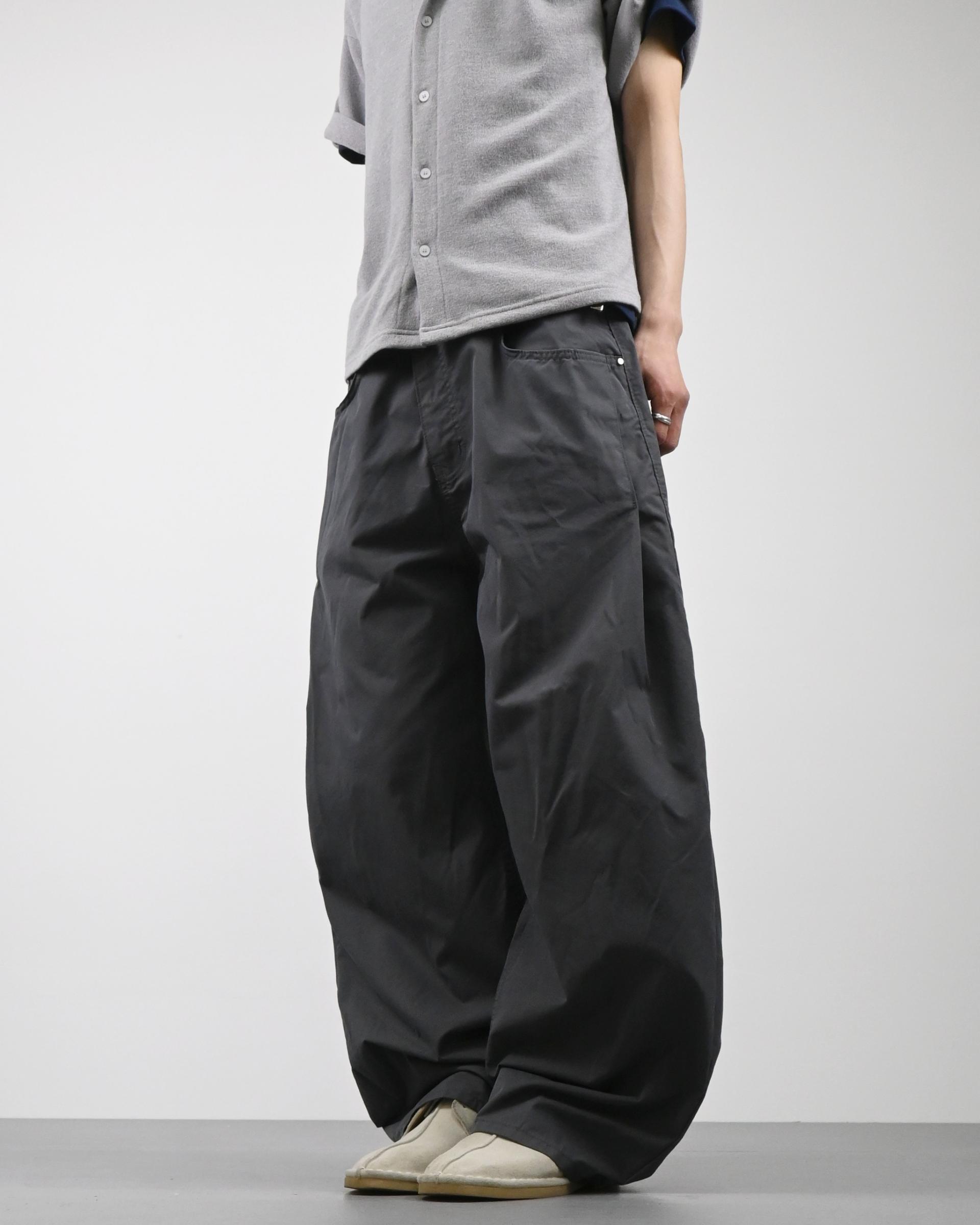 cp side tuck cotton curved pants