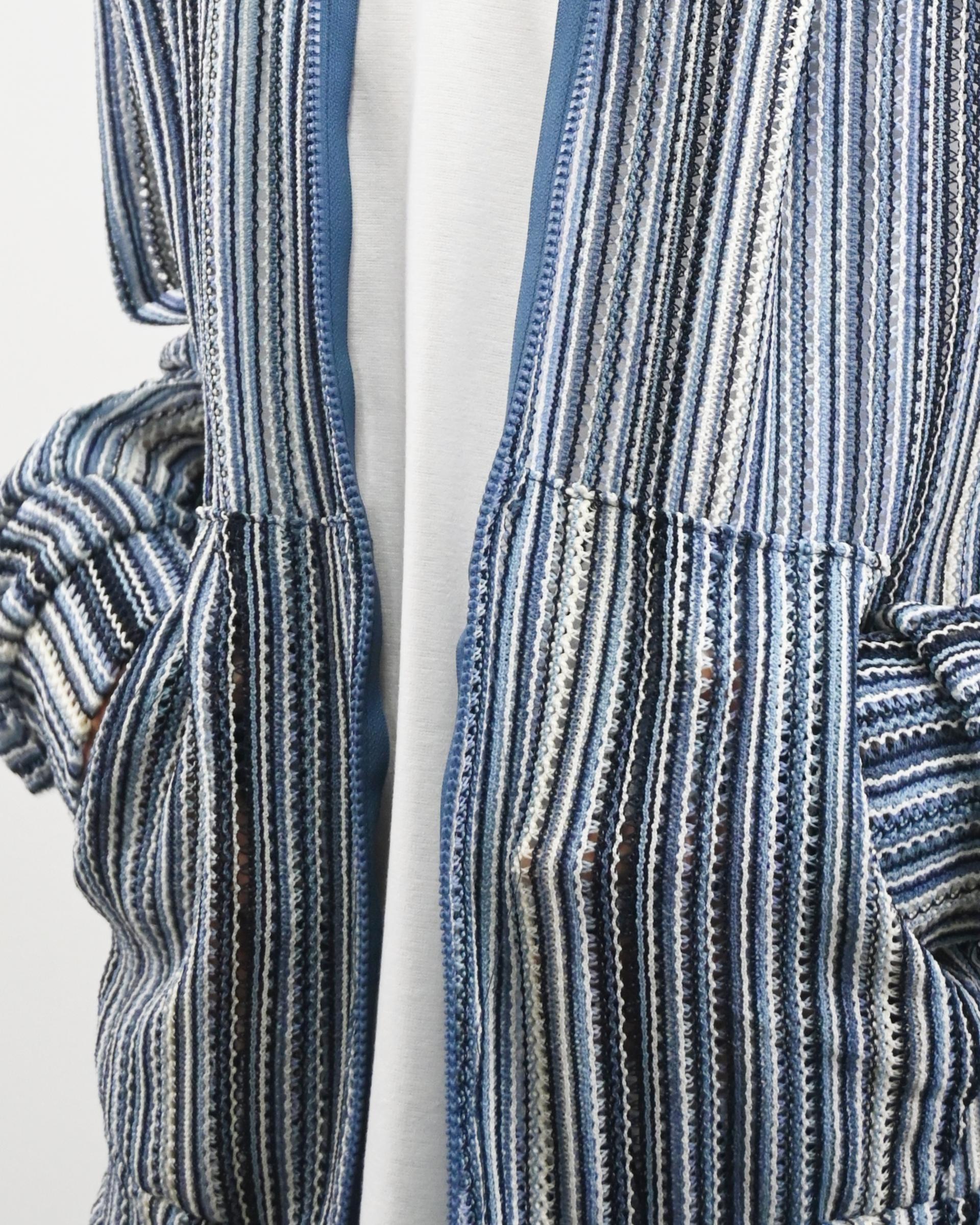 stripe punching hood zip-up