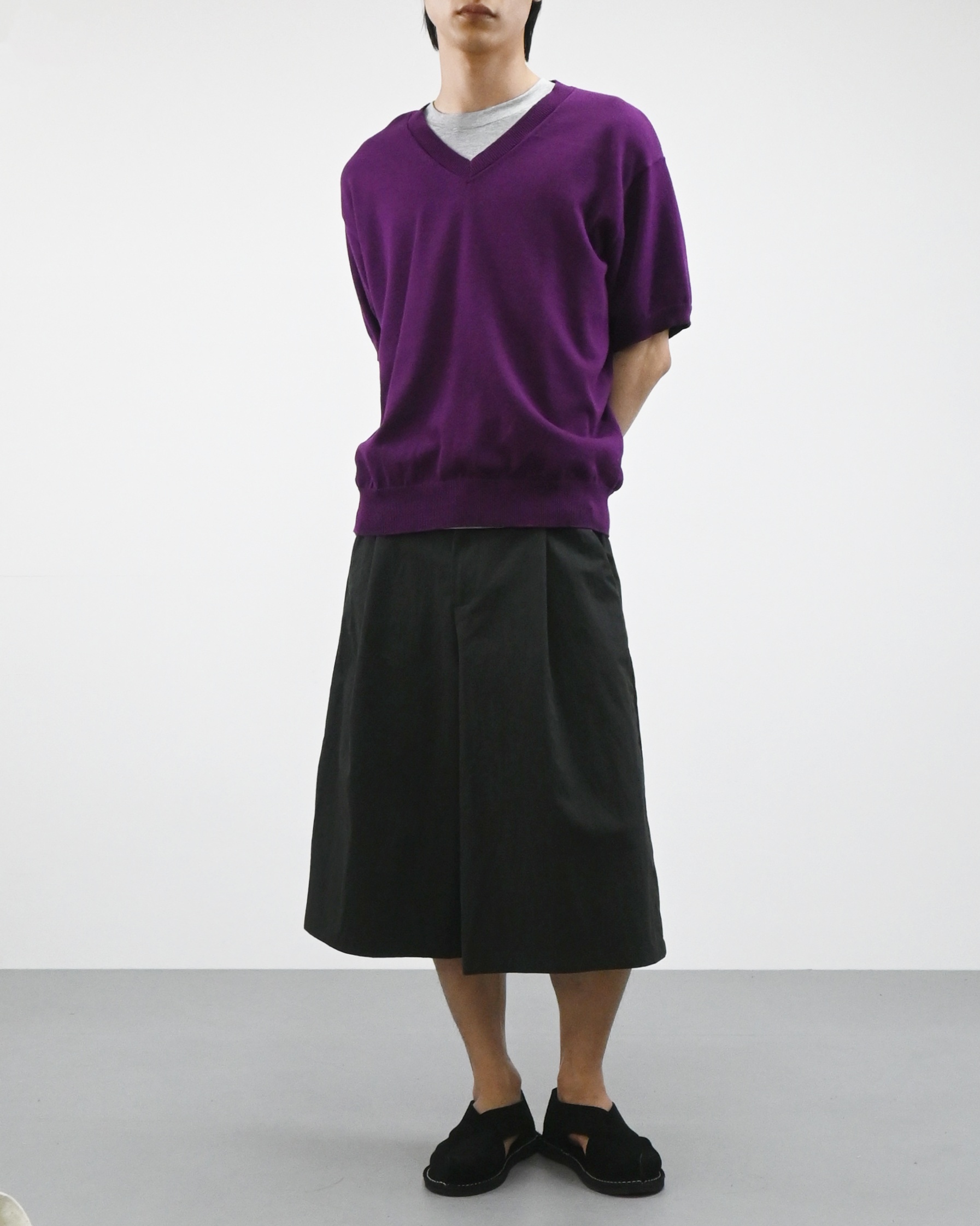 sierra v-neck half knit