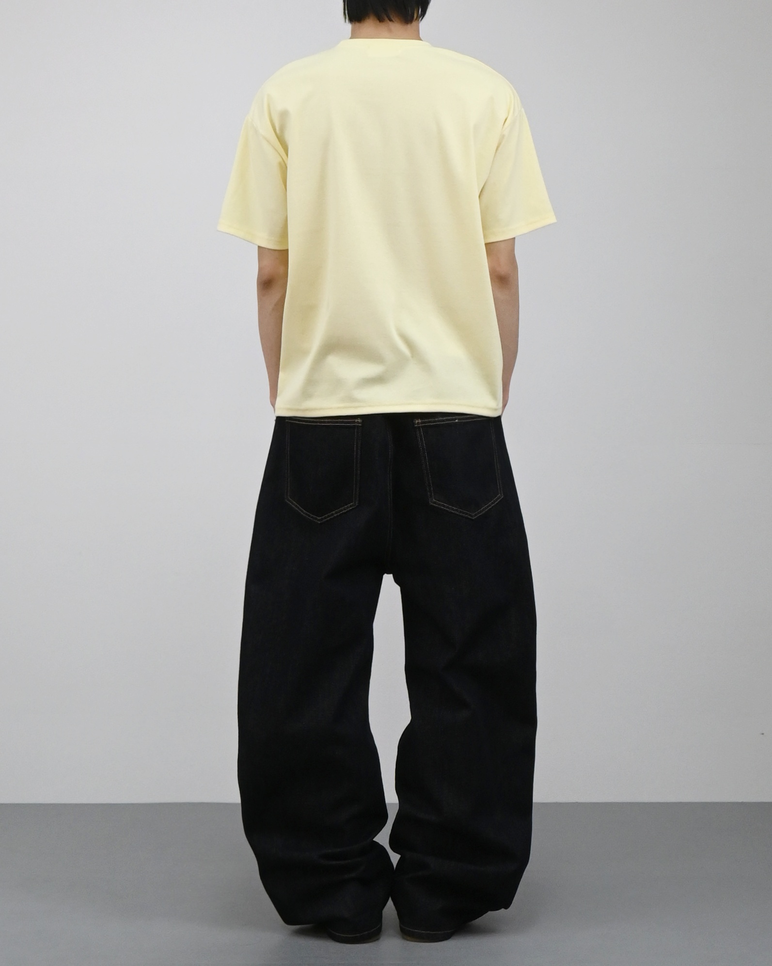rivet crop half t-shirt