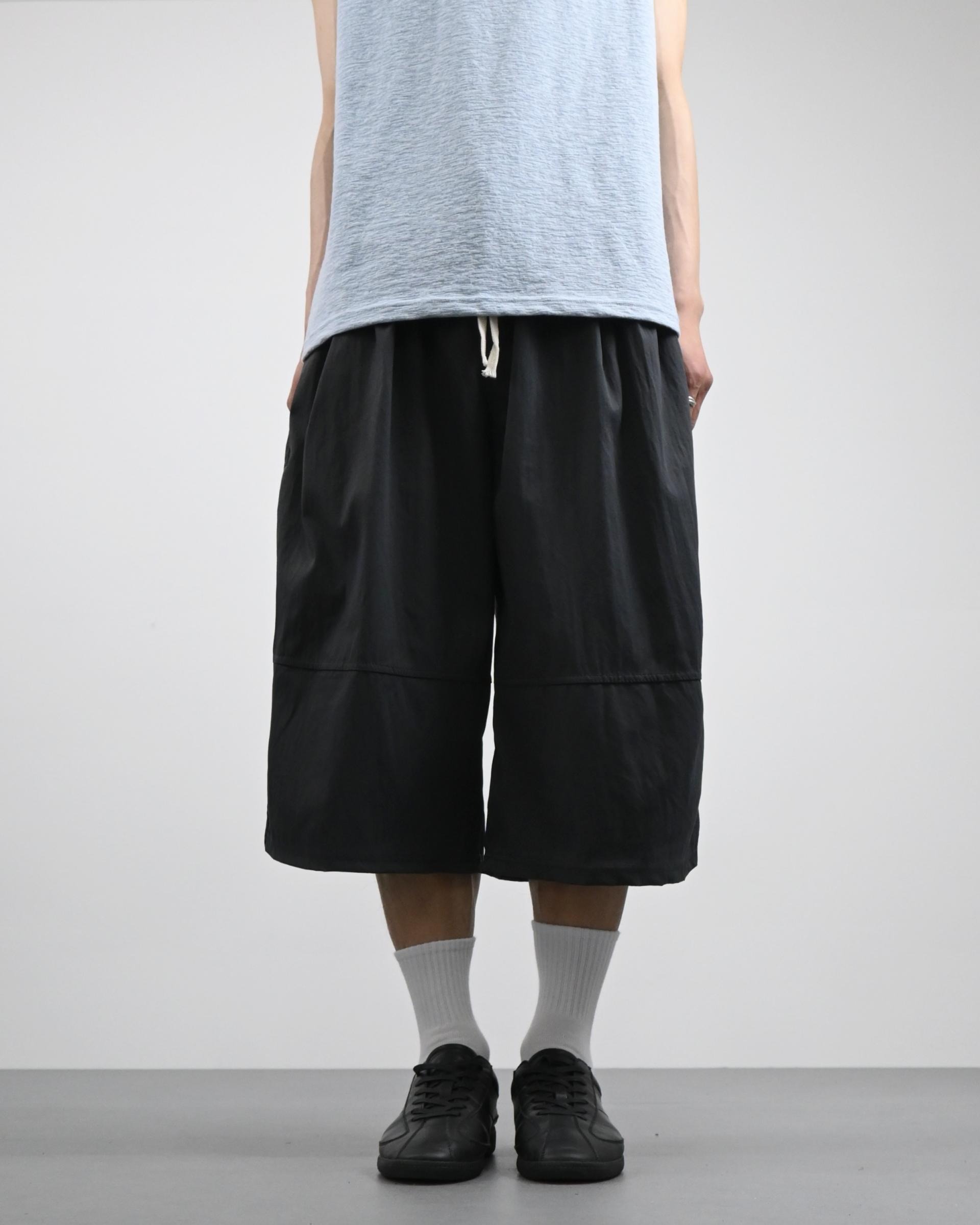 one tuck pigment bermuda sweatpants 복제