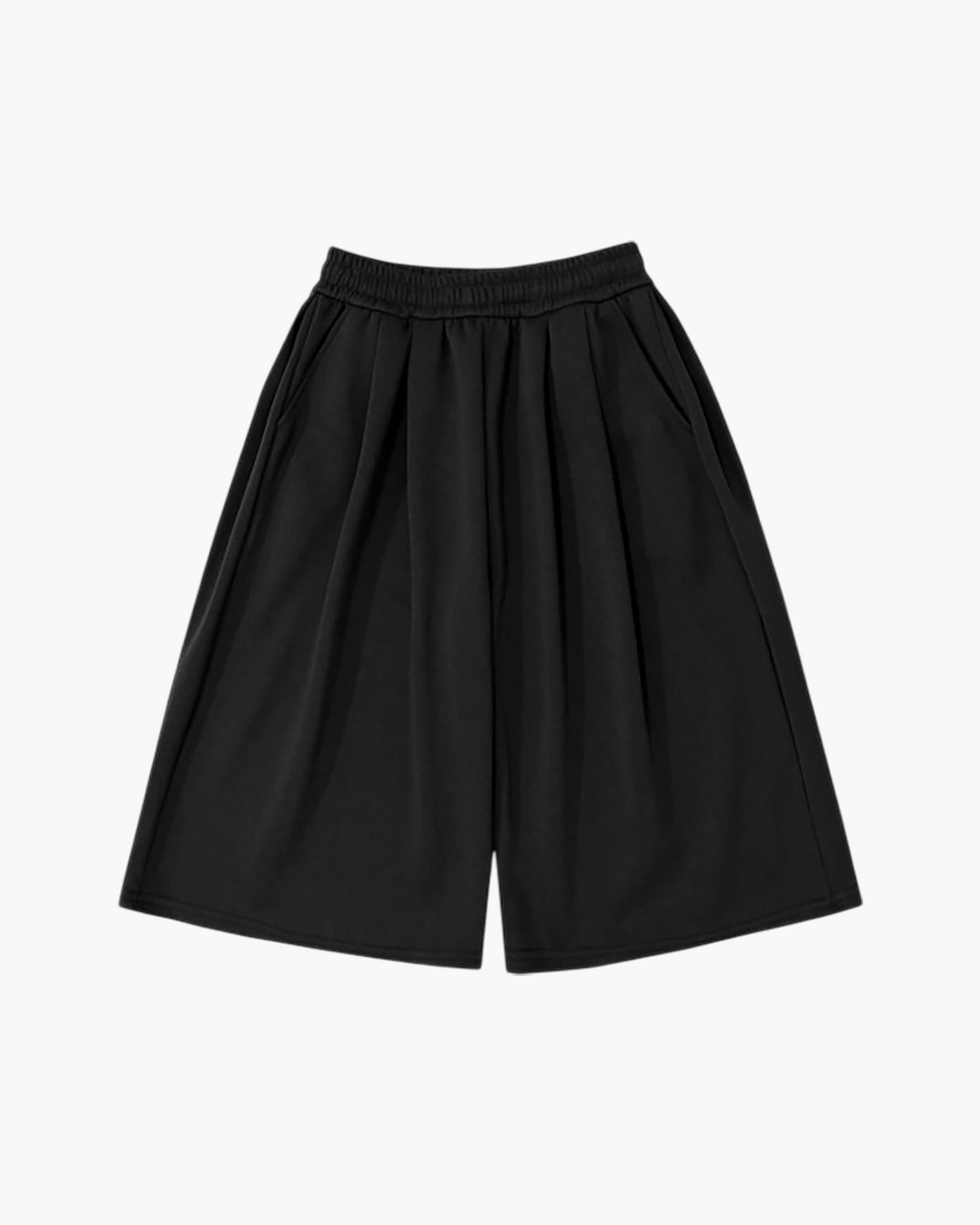 two tuck bermuda sweatpants