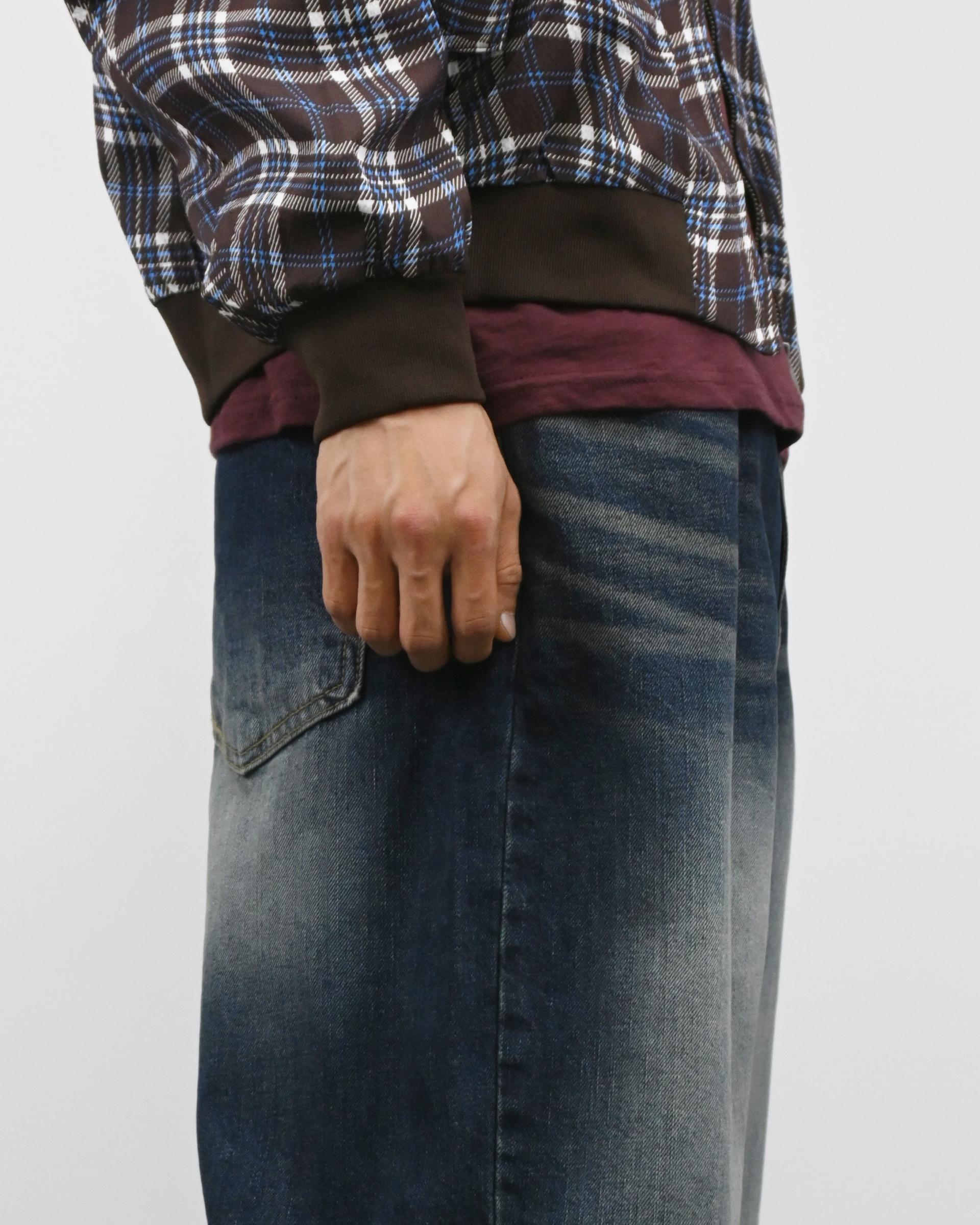 cat washing deep blue denim pants