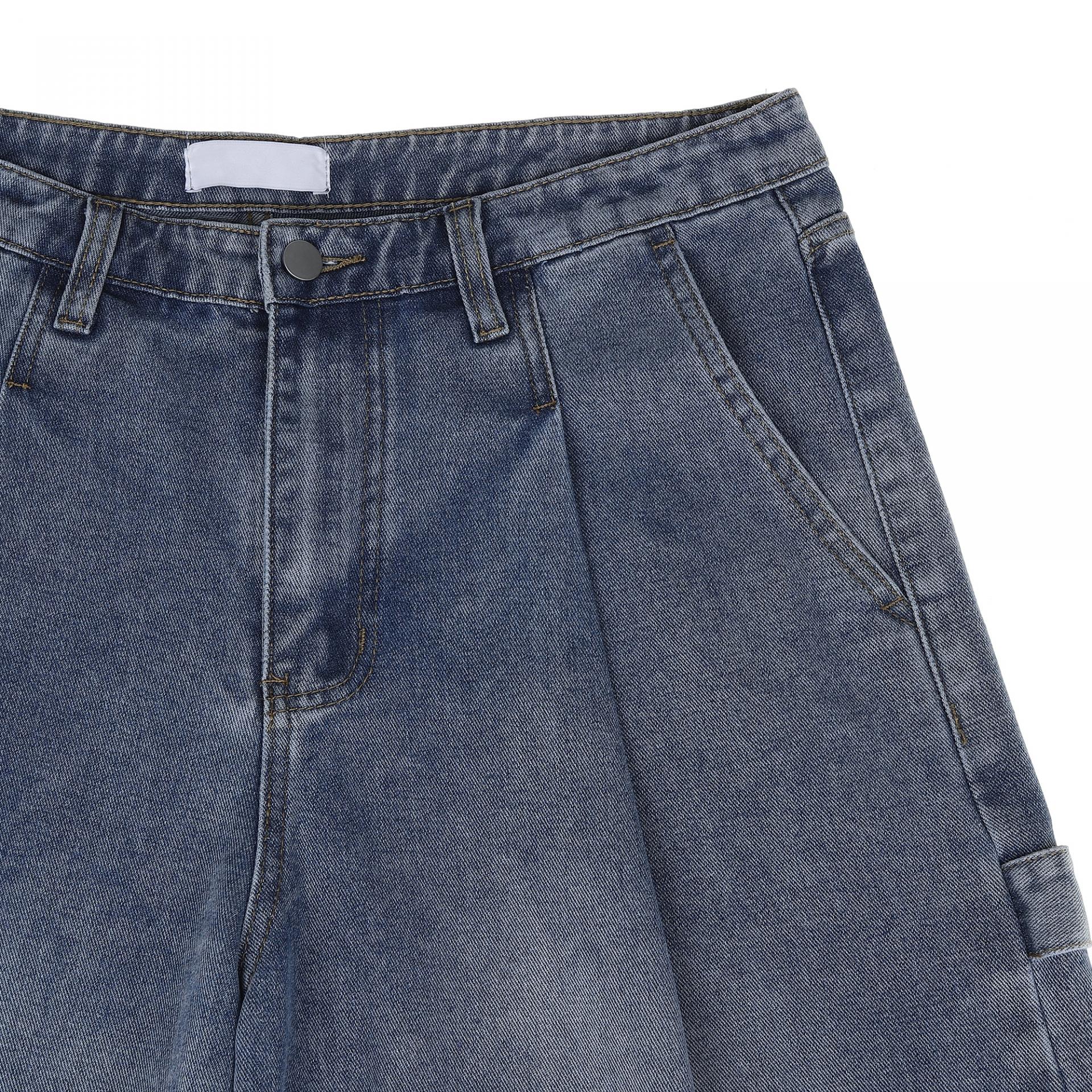 one tuck carpenter bermuda denim pants
